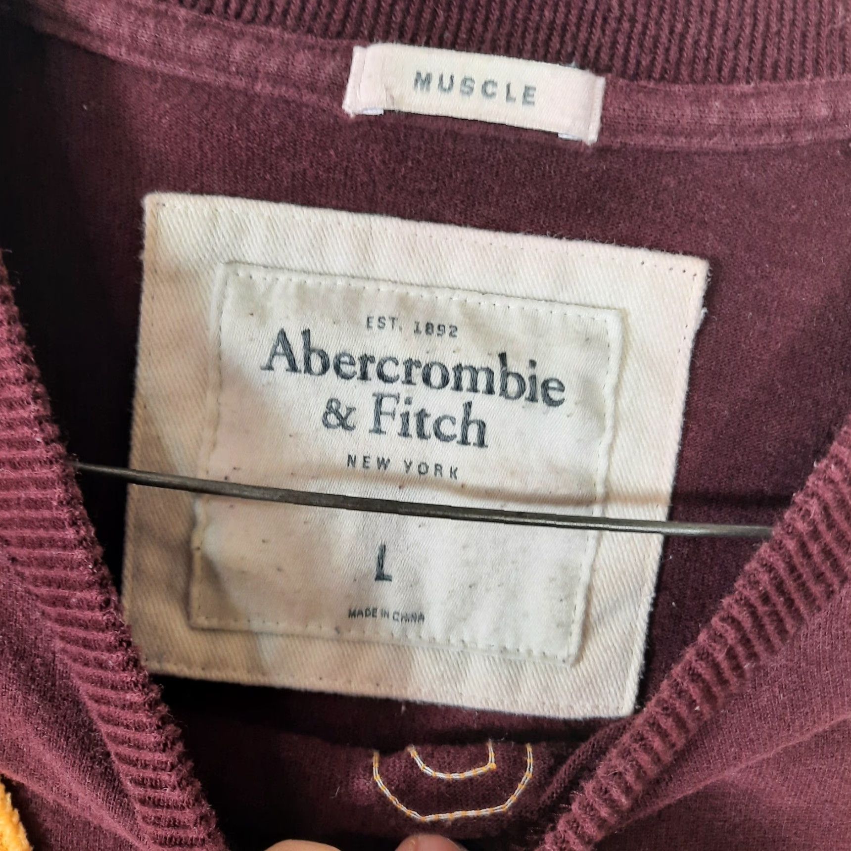 Abercrombie & Fitch Abercrombie & Fitch Jumper Mens Vintage Large L Red Pullover Sweatshirt Crew Neck Size US L / EU 52-54 / 3 - 3 Thumbnail