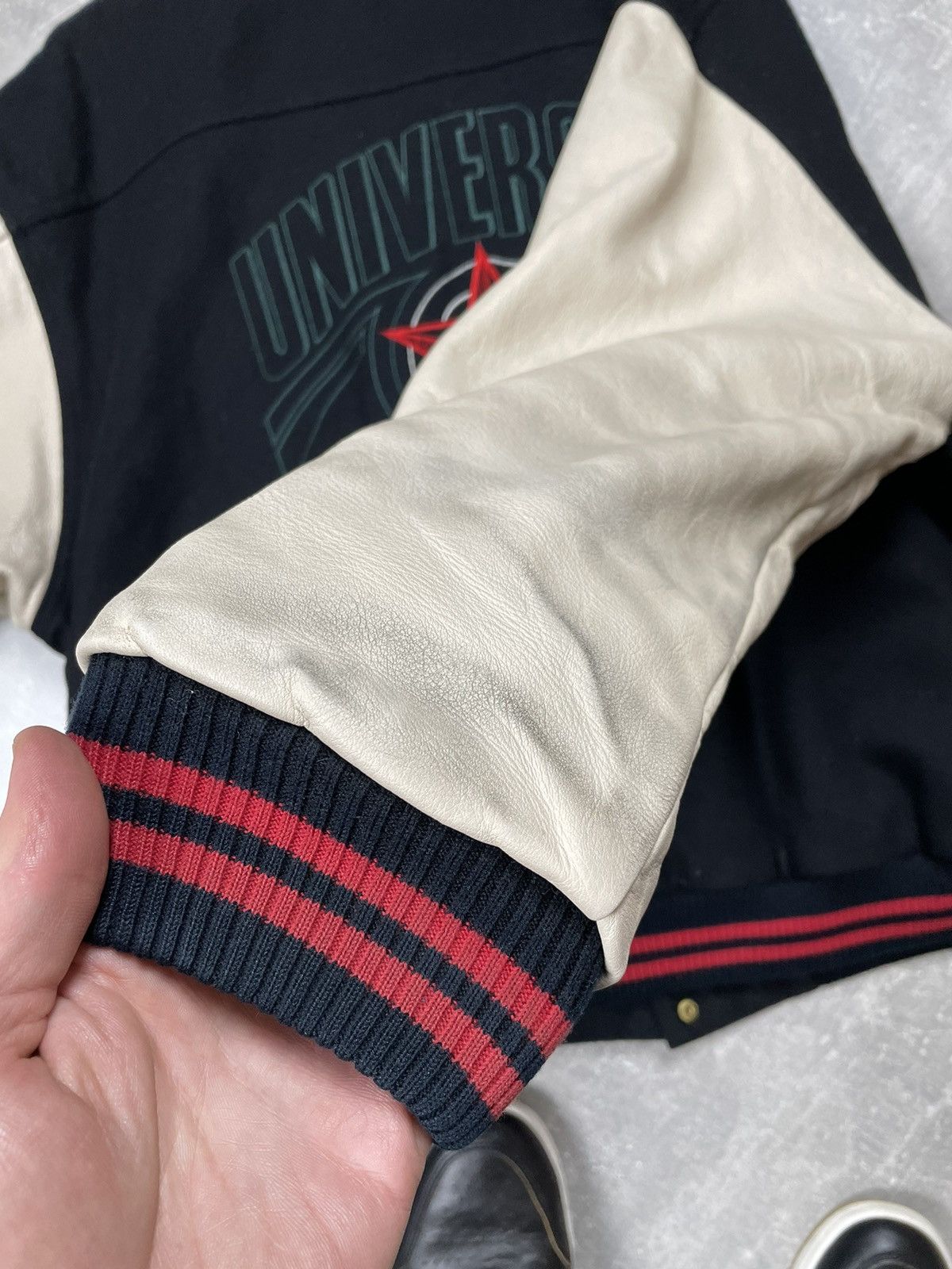 Gap × Vintage Vintage GAP Wool / Leather Universal Varsity Jacket 90s Size US L / EU 52-54 / 3 - 10 Thumbnail