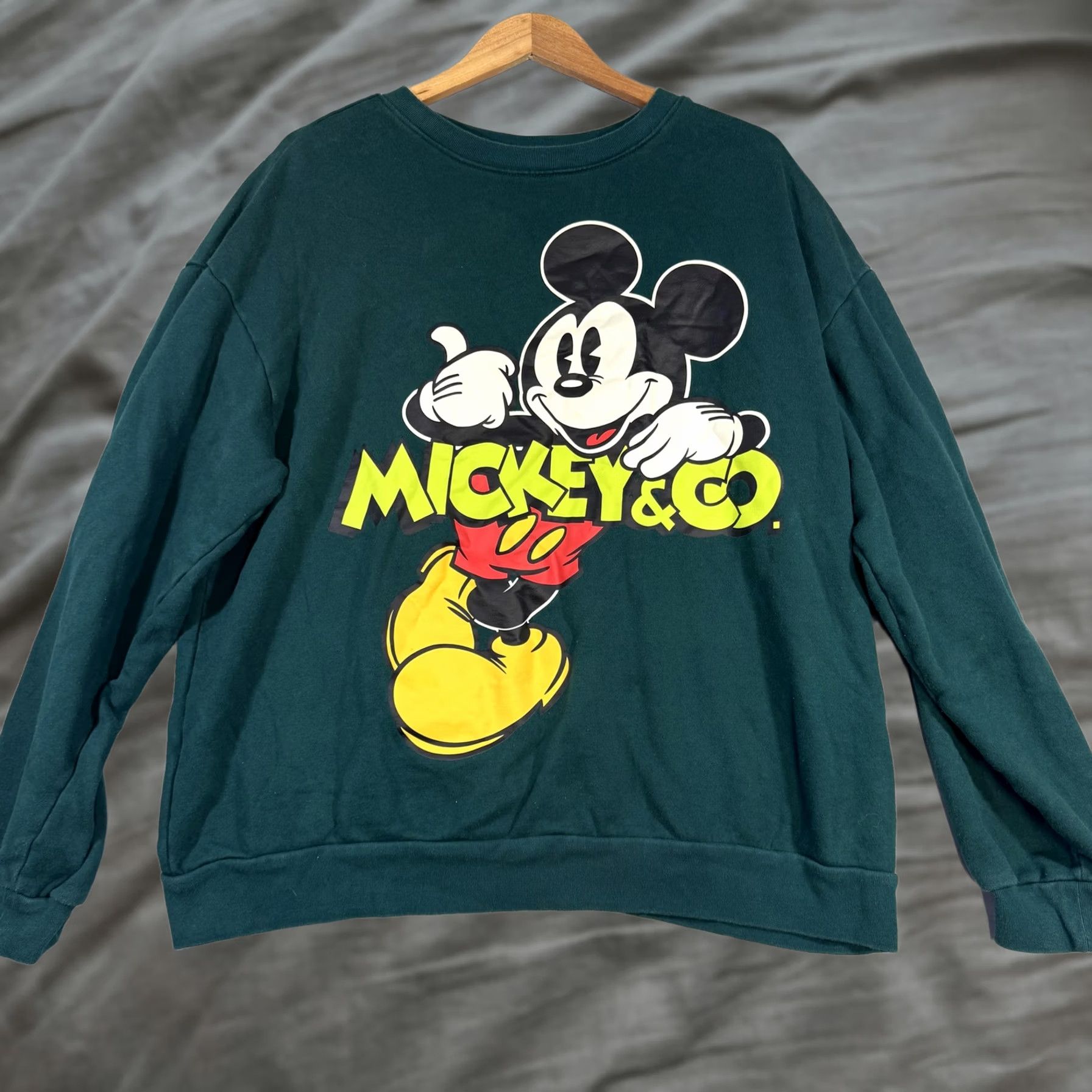 Disney Disney Mickey & Co Sweatshirt Mens 2XL Green Graphic Pullover Crewneck Size US XXL / EU 58 / 5 - 1 Thumbnail