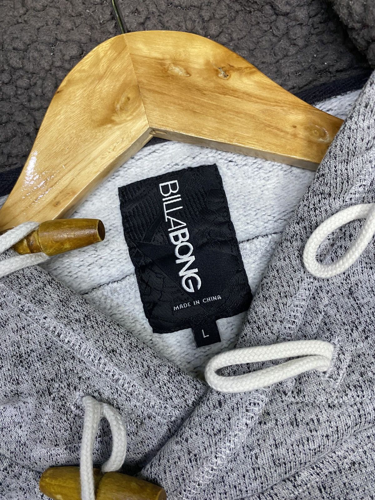 Billabong Billabong vtg knitted hoodie Size US L / EU 52-54 / 3 - 6 Thumbnail