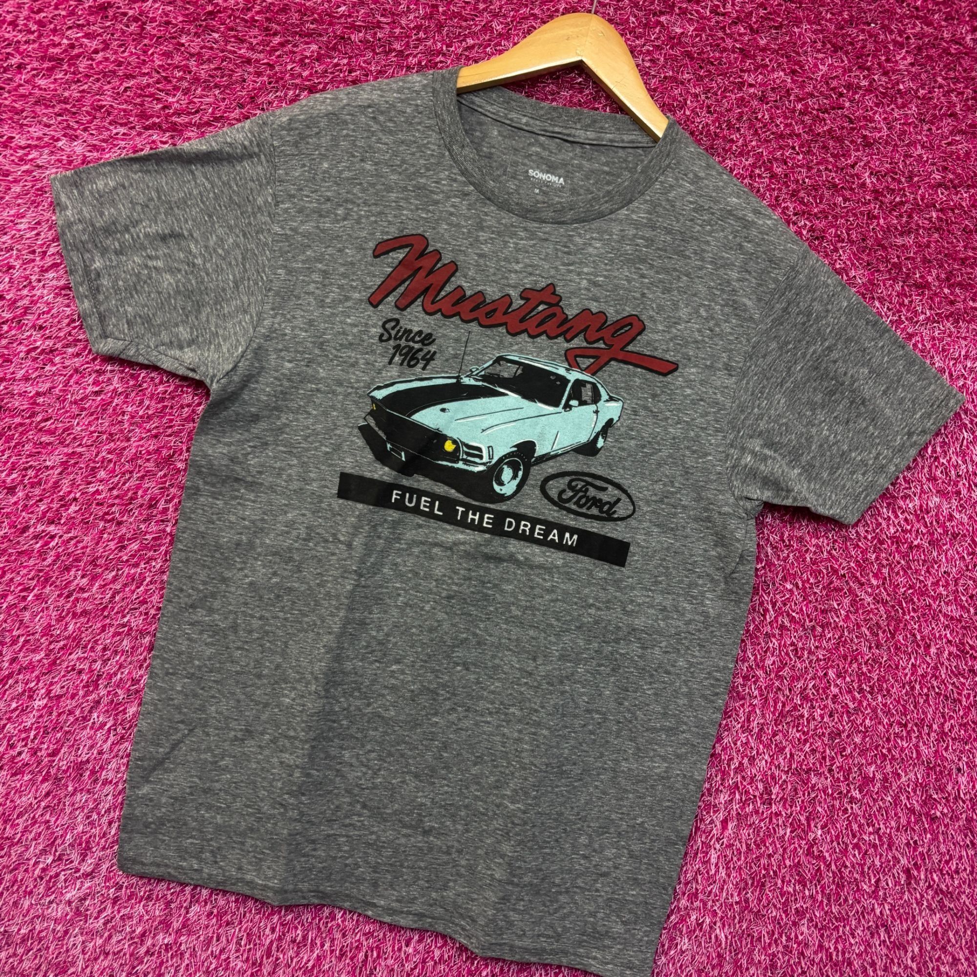 Ford Ford Mustang Classic Car T-shirt size medium Size US M / EU 48-50 / 2 - 3 Thumbnail