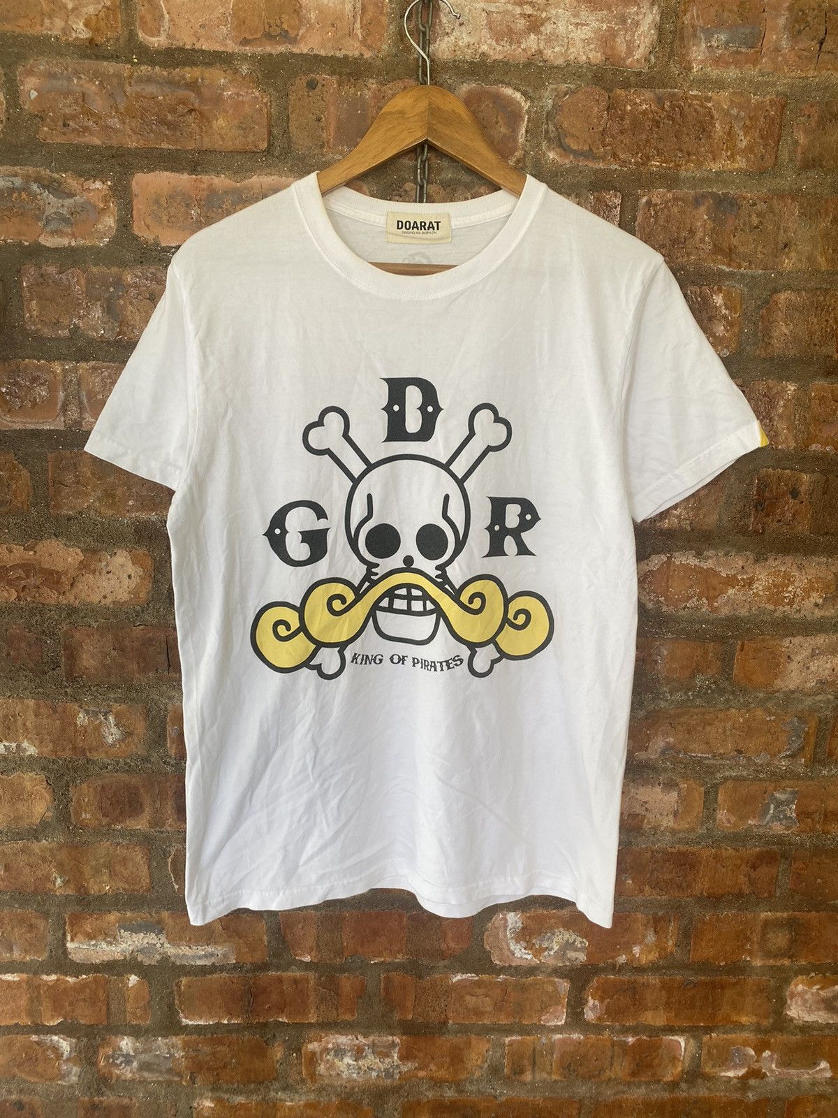 Anime 2000s Doarat Japan X One piece Ring Pirates tee Size US M / EU 48-50 / 2 - 2 Thumbnail