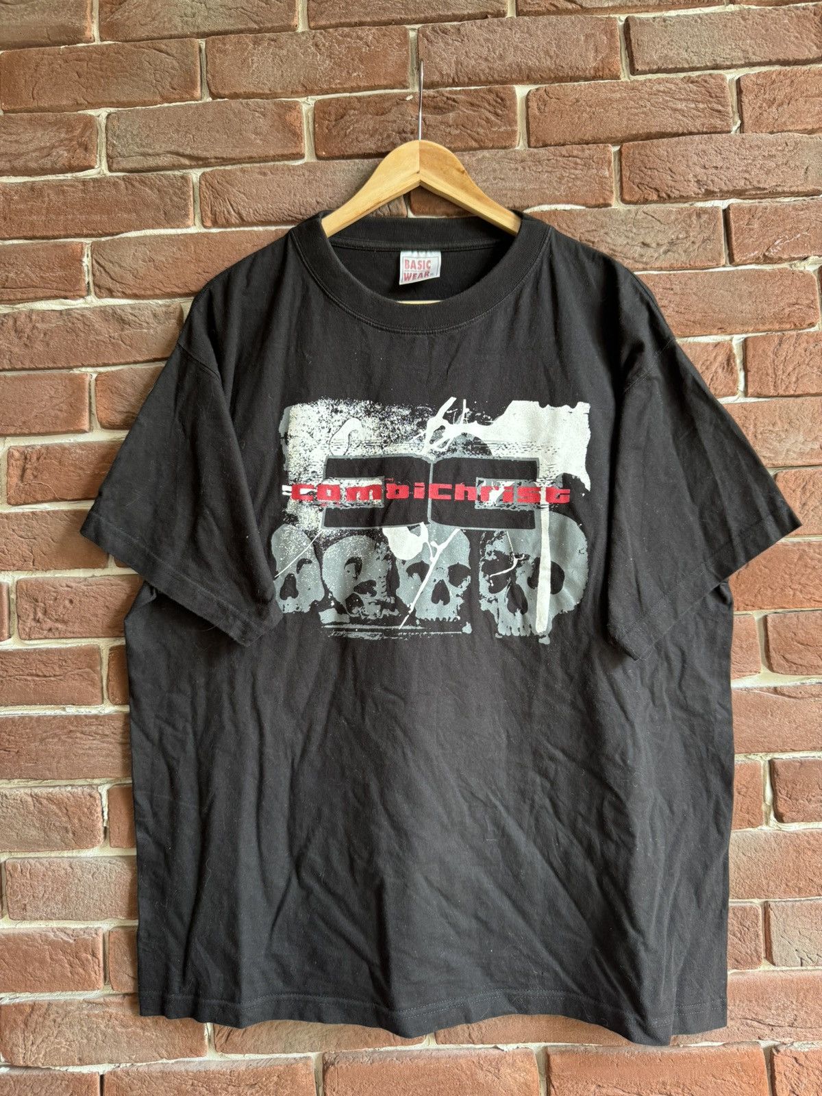 Band Tees Vintage 90s Combichrist Metal Tour Band Tee Grail Rare XL Size US XL / EU 56 / 4 - 1 Thumbnail