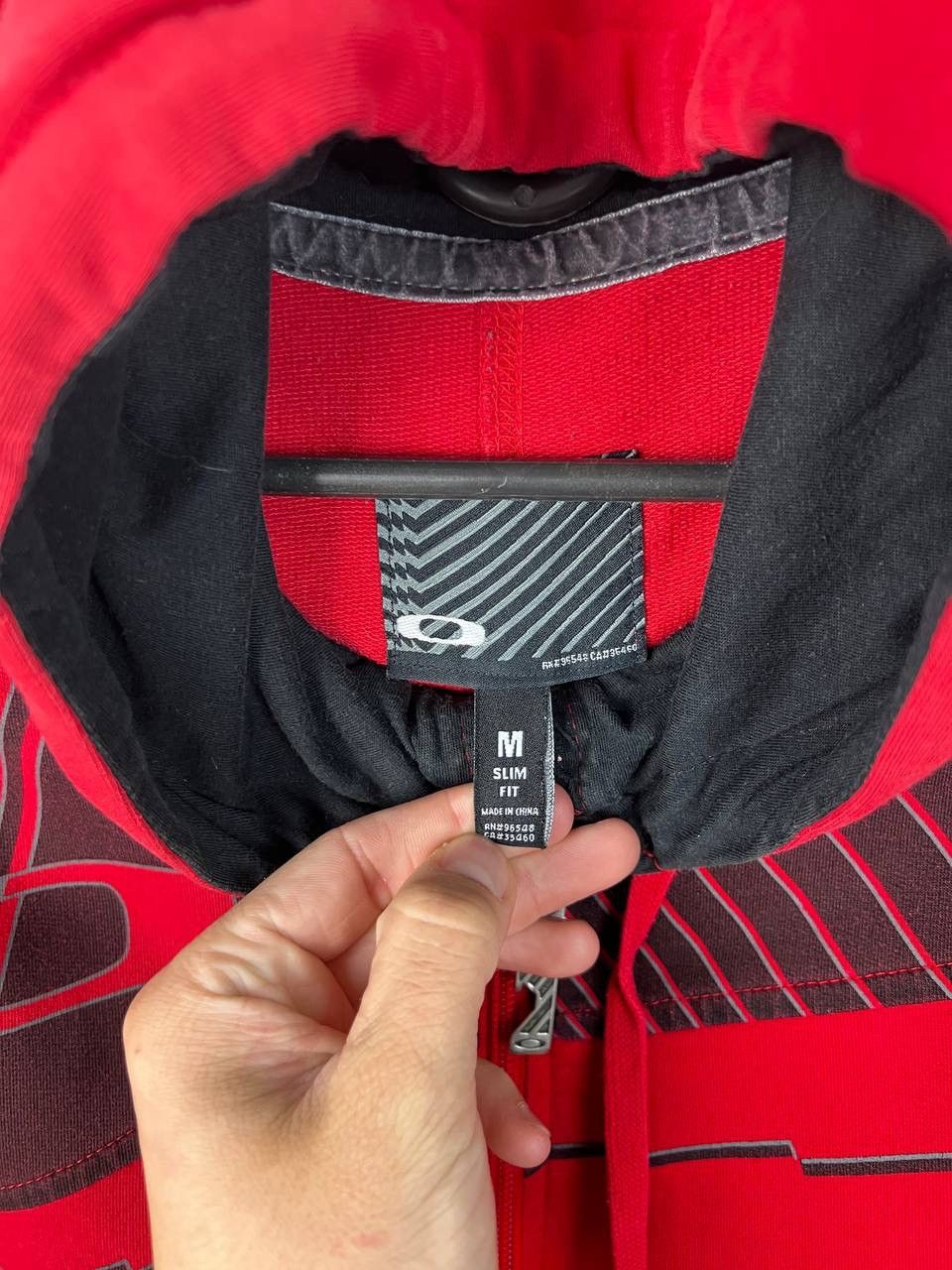 Vintage Oakley streetwear vintage zip hoodie size M Size US M / EU 48-50 / 2 - 4 Thumbnail