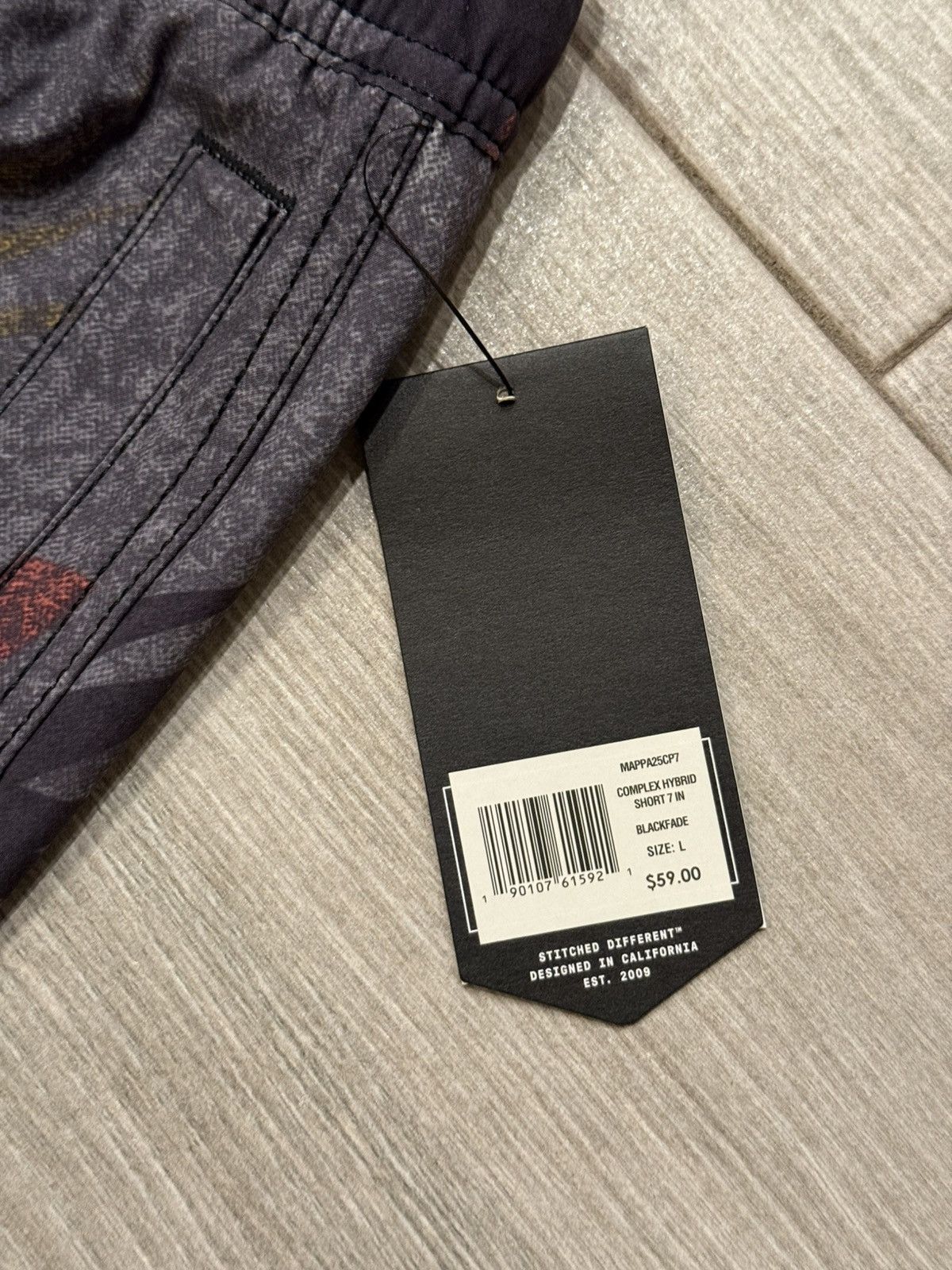 Stance Socks Stance Complex 2.0 Hybrid Short 7" Inseam BlackFade Sz Large Size US 34 / EU 50 - 3 Thumbnail