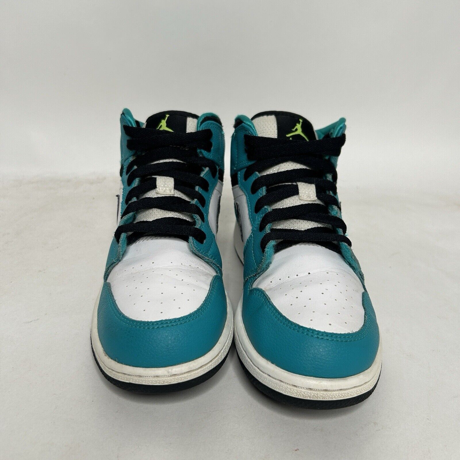 Jordan Brand Nike Shoes Air Jordan 1 Mid GG “Volt Ice” 2024 Size US 7.5 / IT 37.5 - 2 Thumbnail
