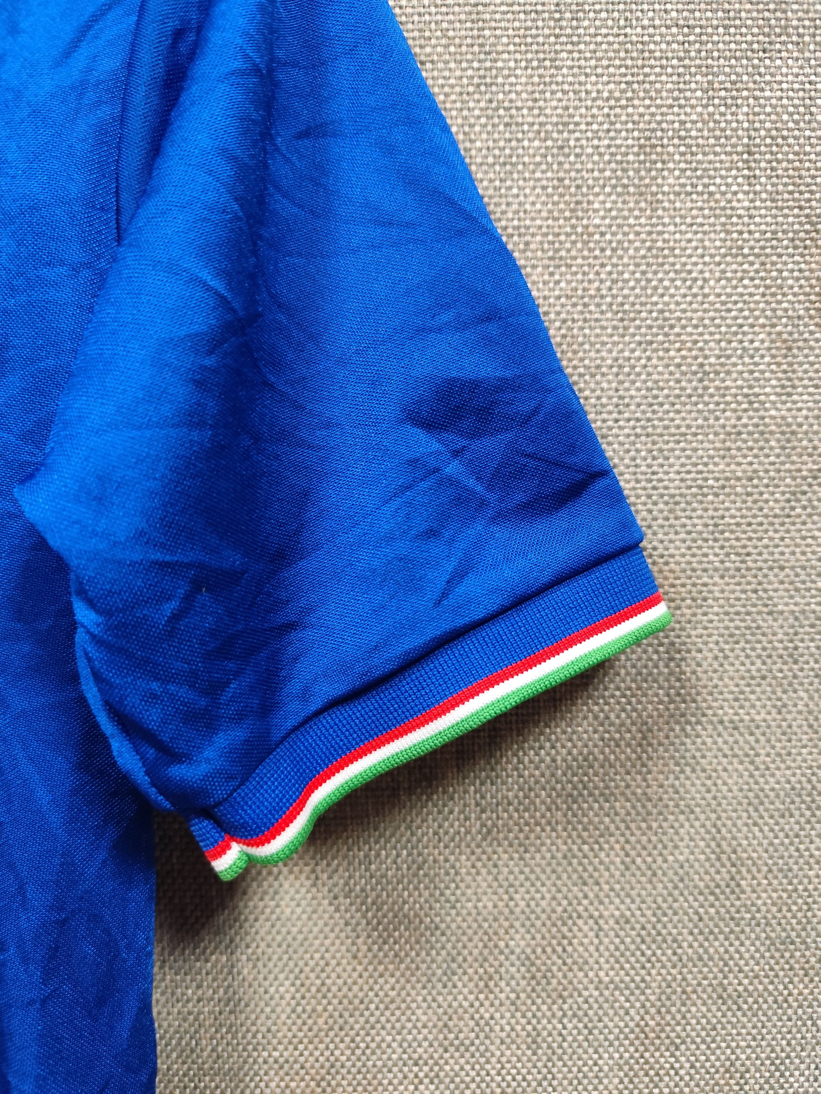 Diadora Vintage 1990 italy home kit jersey Size US M / EU 48-50 / 2 - 4 Thumbnail