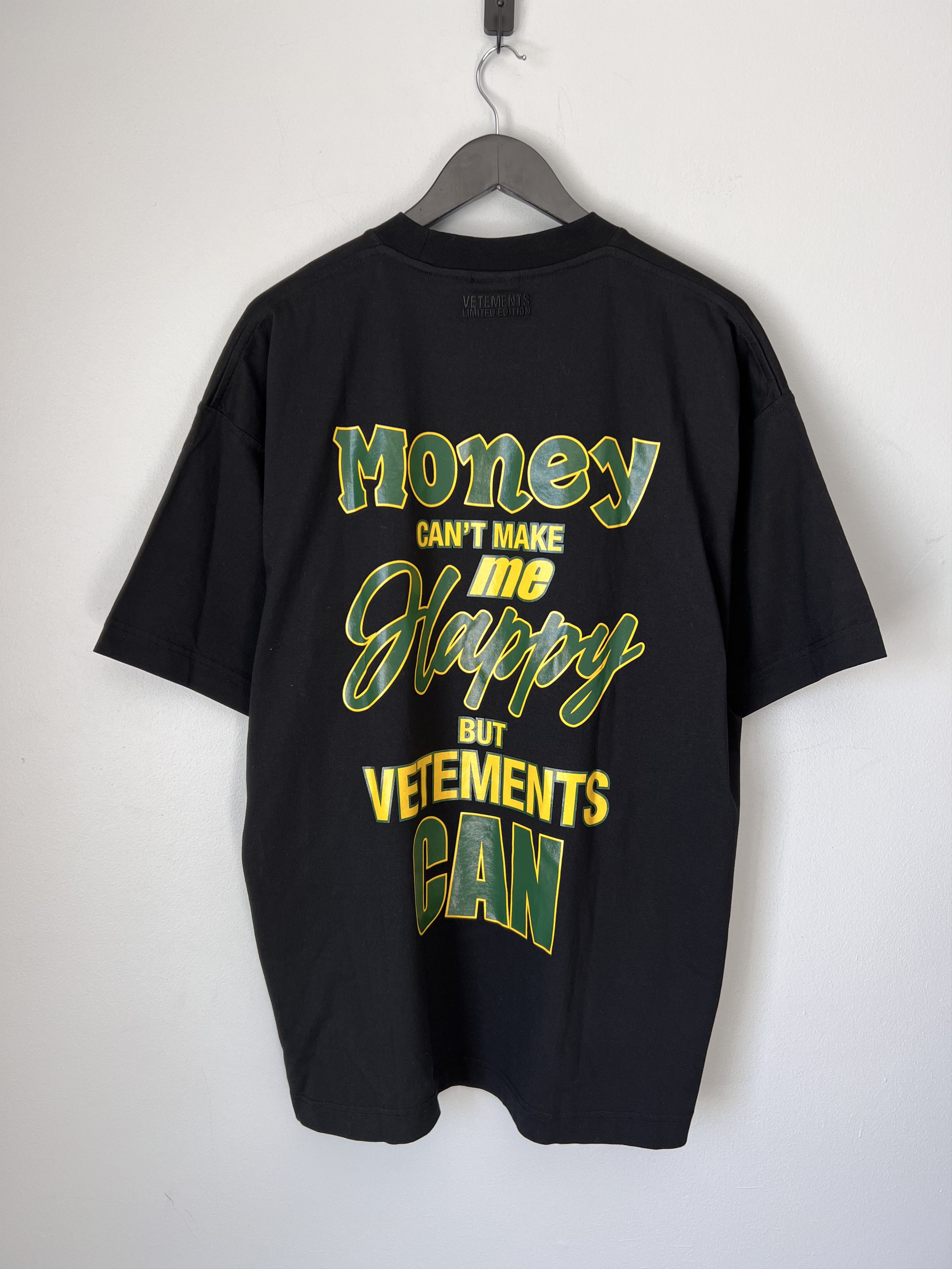 Vetements VETEMENTS Money Can't Make Me Happy Tee in Black Size US L / EU 52-54 / 3 - 4 Thumbnail