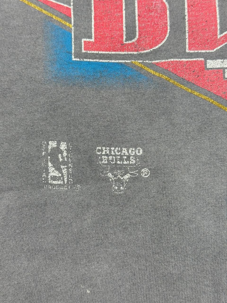 NBA 90s rare CHICAGO BULLS Home Game t-shirt basketball Size M Size US M / EU 48-50 / 2 - 7 Thumbnail