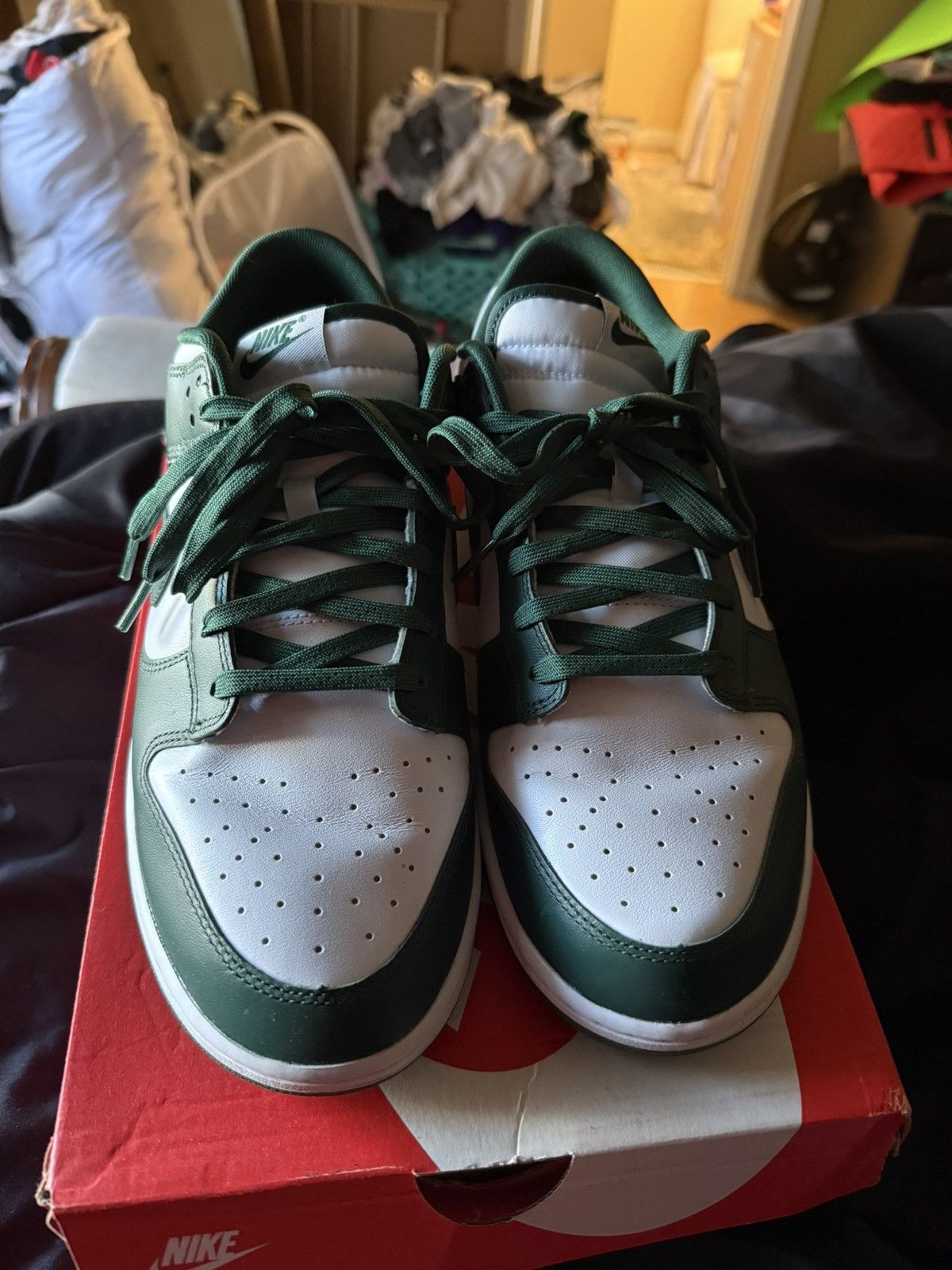 Nike Nike Dunk low “Michigan State” Size US 12 / EU 45 - 3 Thumbnail