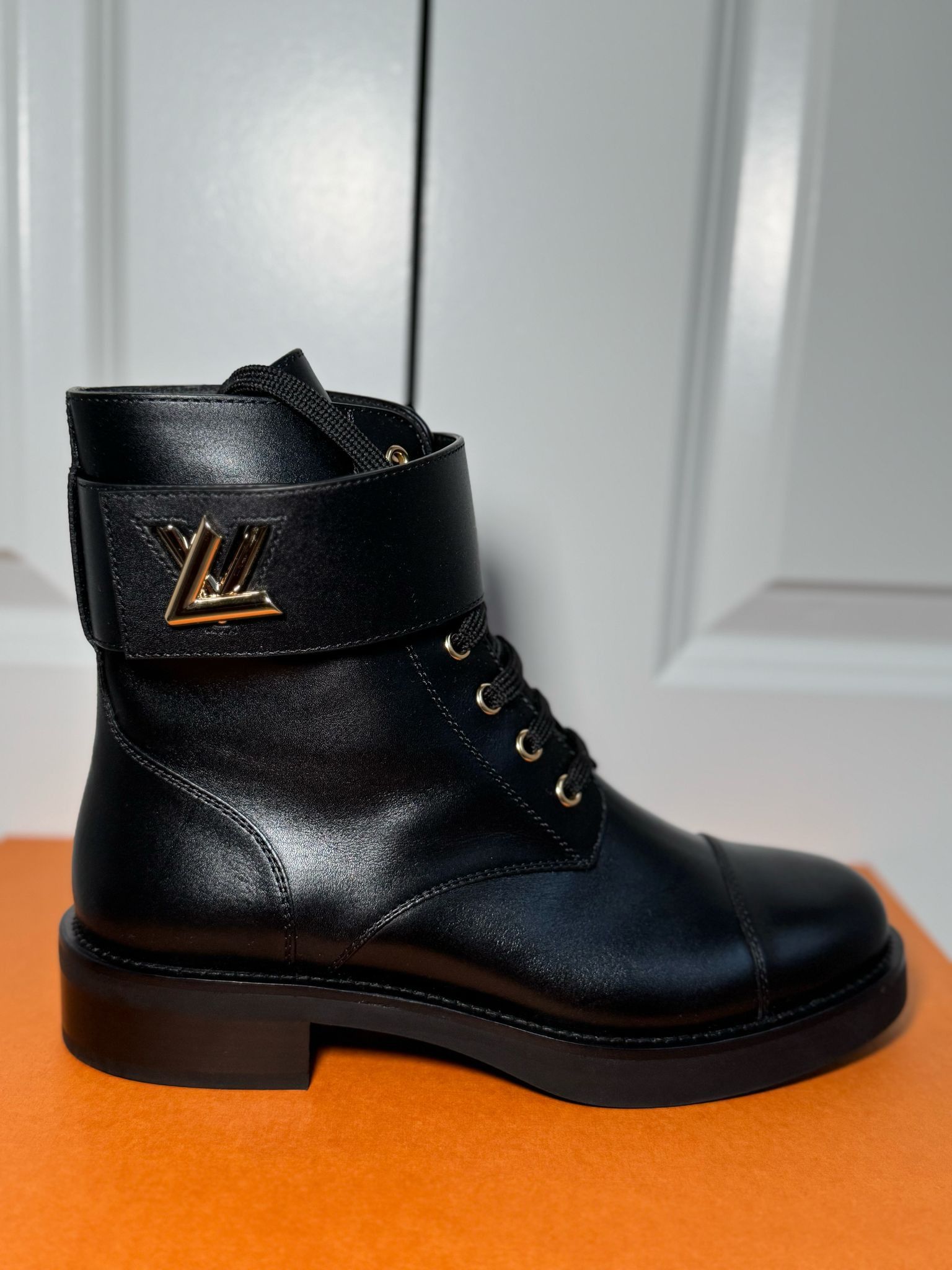 Louis Vuitton Wonderland Ranger Size US 8 / IT 38 - 13 Thumbnail