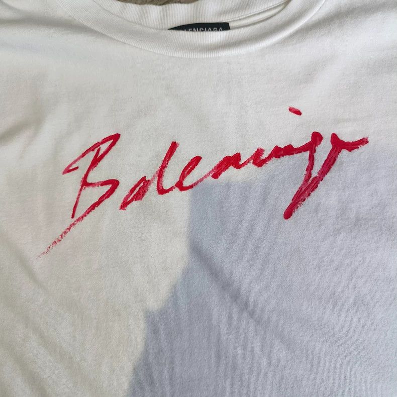 Balenciaga Balenciaga White Short Sleeve T-Shirt with Red Cursive Log Size US M / EU 48-50 / 2 - 3 Thumbnail