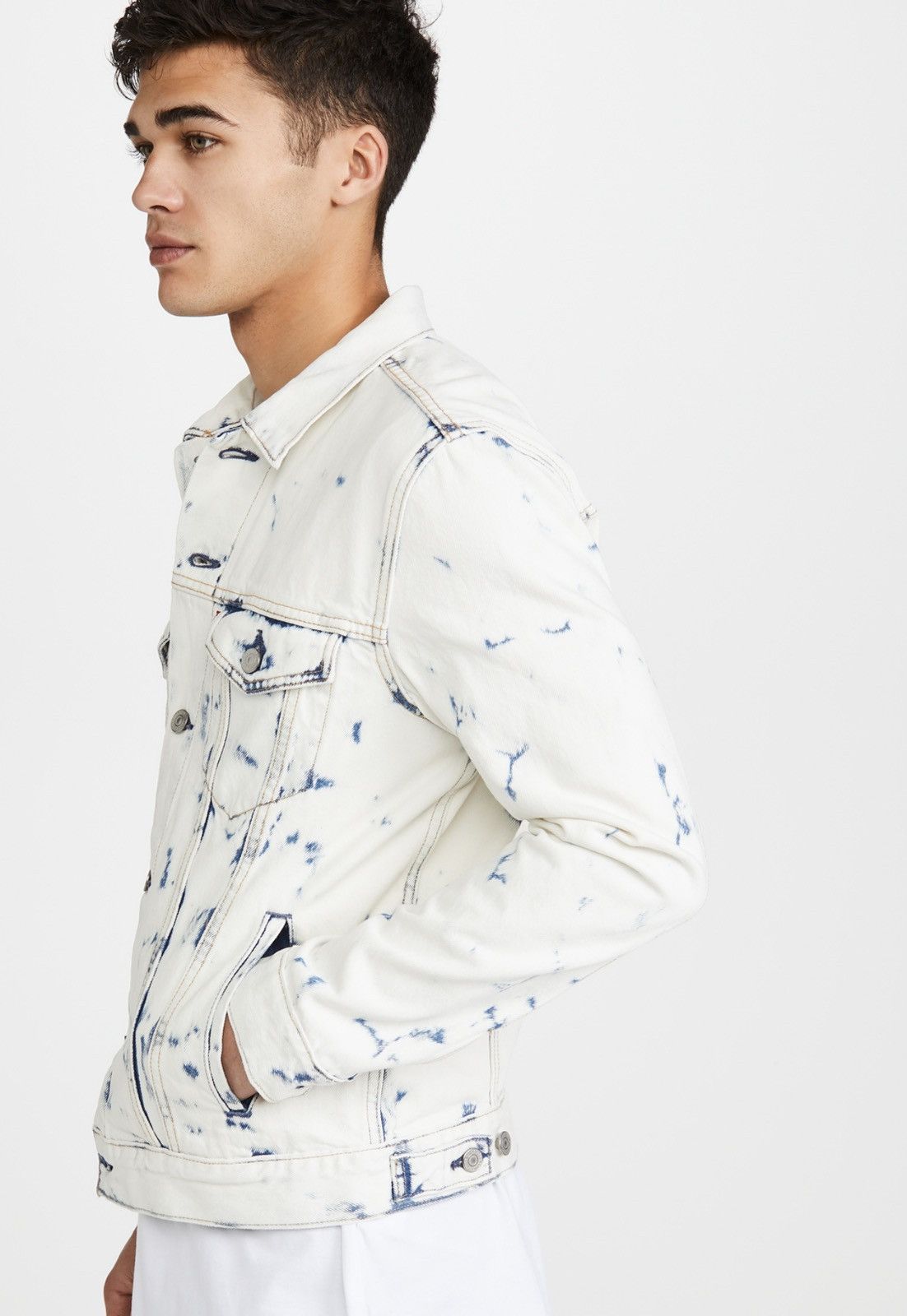 Levi's Levi’s Maison Margiela Style Denim Trucker Jacket Saltwater Size US M / EU 48-50 / 2 - 1 Thumbnail