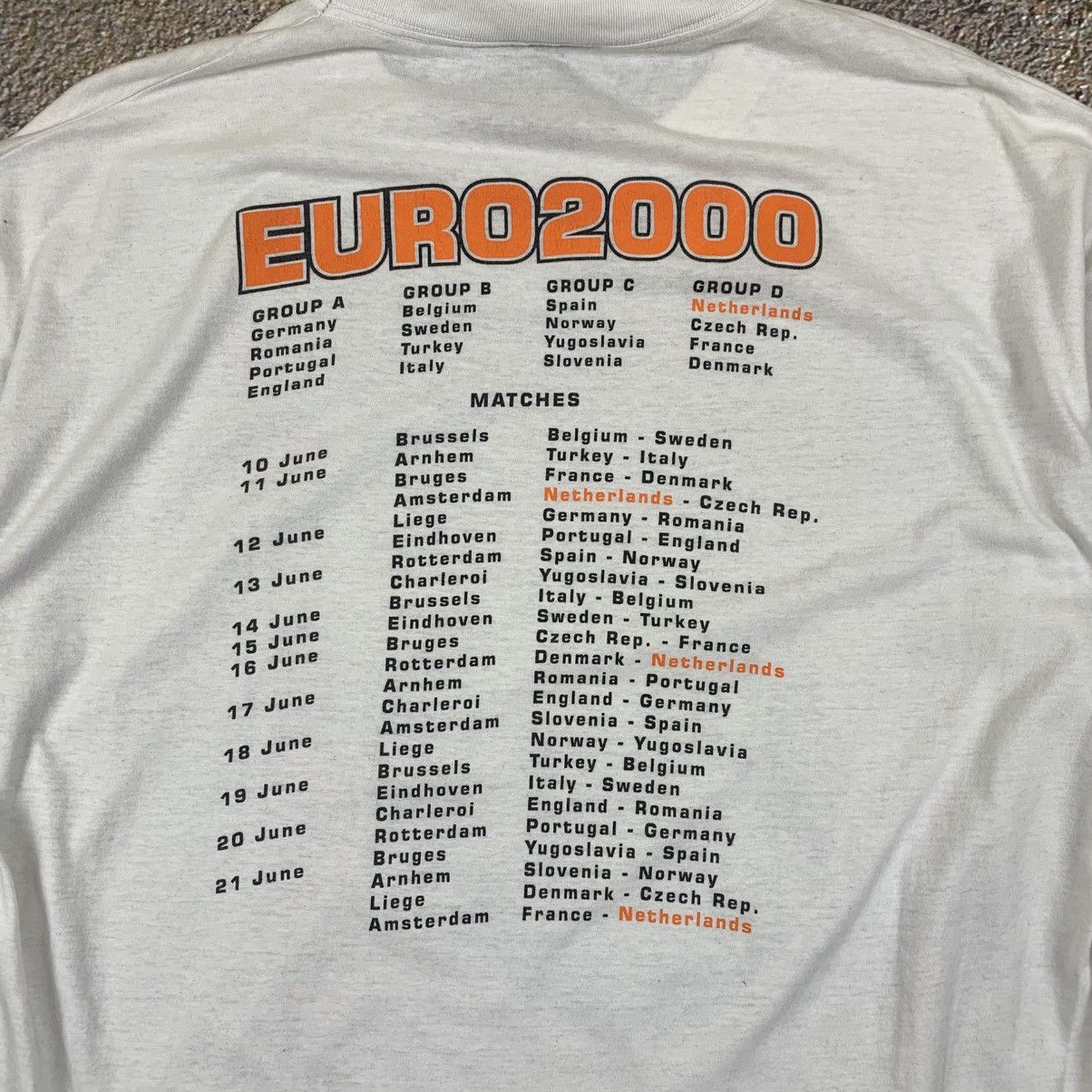 Vintage Euro 2000 Holland Belgie Vintage t shirt Size US XL / EU 56 / 4 - 4 Thumbnail