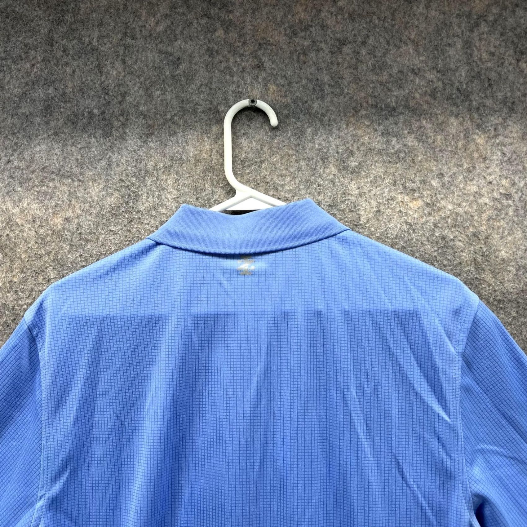 Izod IZOD Polo Shirt Men Medium Adult Blue Golf Polyester Logo Ripstop Shirt Short Sleeve Button Collared Size US M / EU 48-50 / 2 - 2 Thumbnail