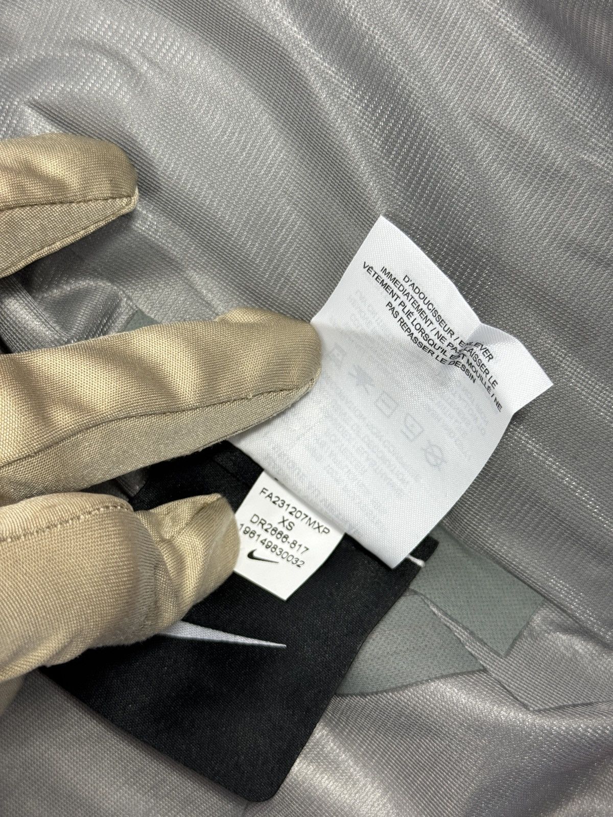 NOCTA × Nike TUNGATEN ALIEN GORE TEX OVERSIZED JACKET Size US S / EU 44-46 / 1 - 13 Thumbnail