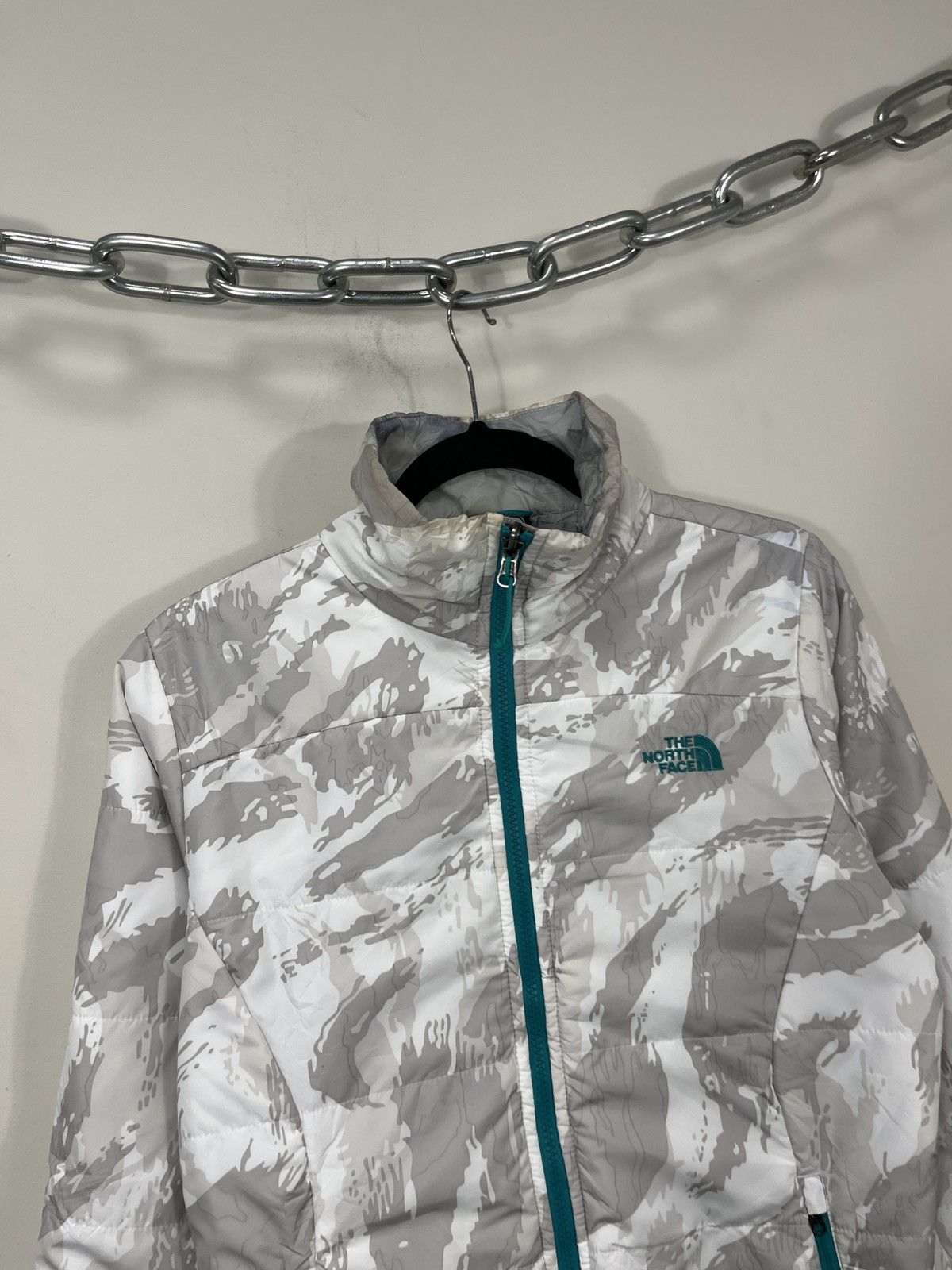 The North Face The North Face Women’s Camo Outdoor Down Puffer Jacket Size M / US 6-8 / IT 42-44 - 3 Thumbnail