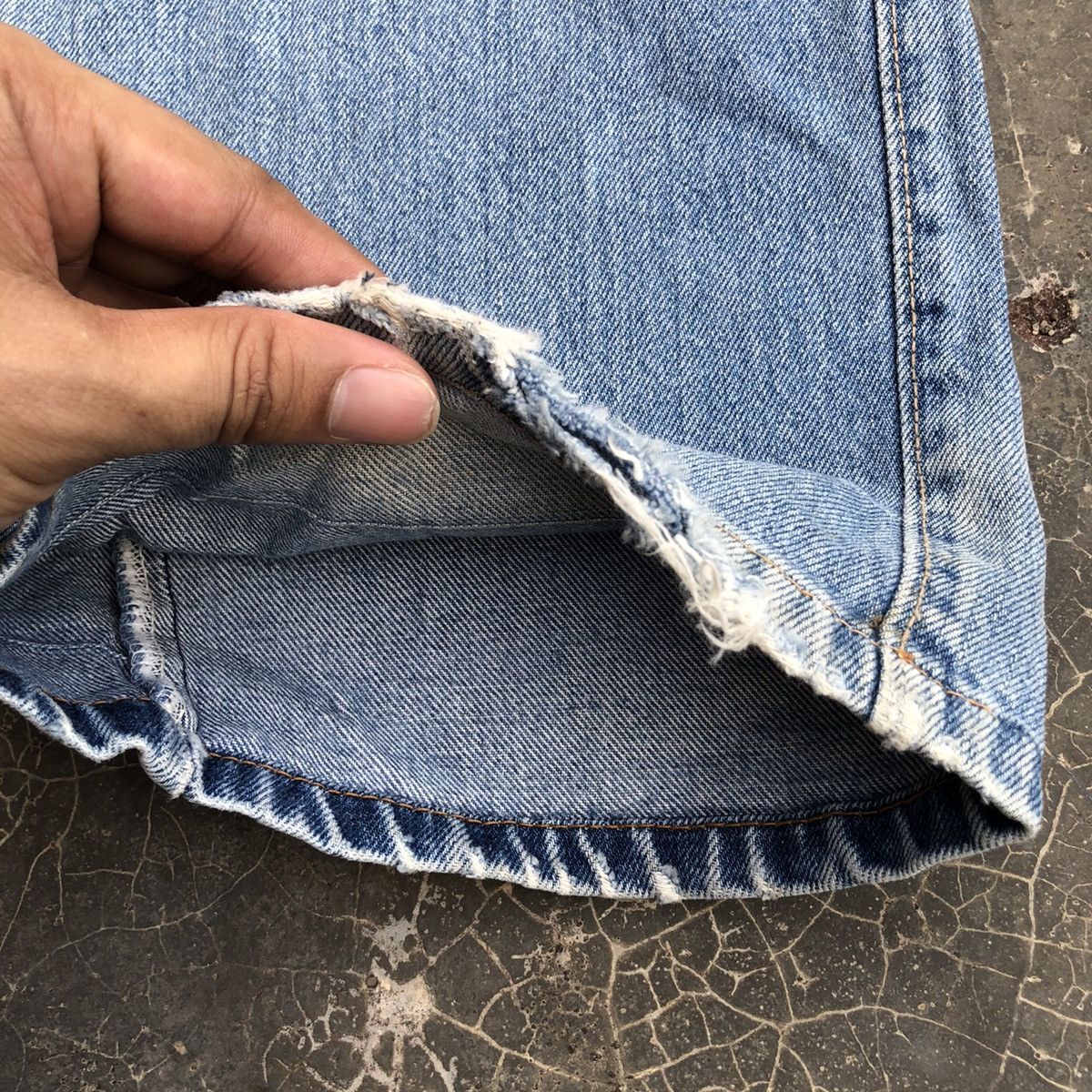 Big John × Vintage Vintage Big John Distressed Light Wash Jeans Denim Pants Size US 32 / EU 48 - 10 Thumbnail