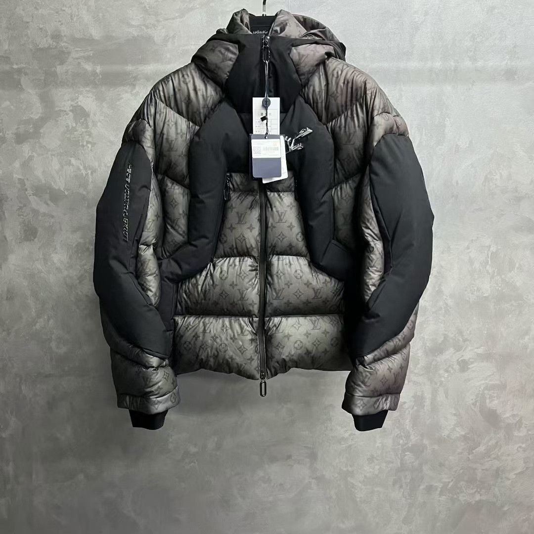 Louis Vuitton Louis Vuitton Gray Puffy Hooded Down Jacket Size US M / EU 48-50 / 2 - 1 Thumbnail