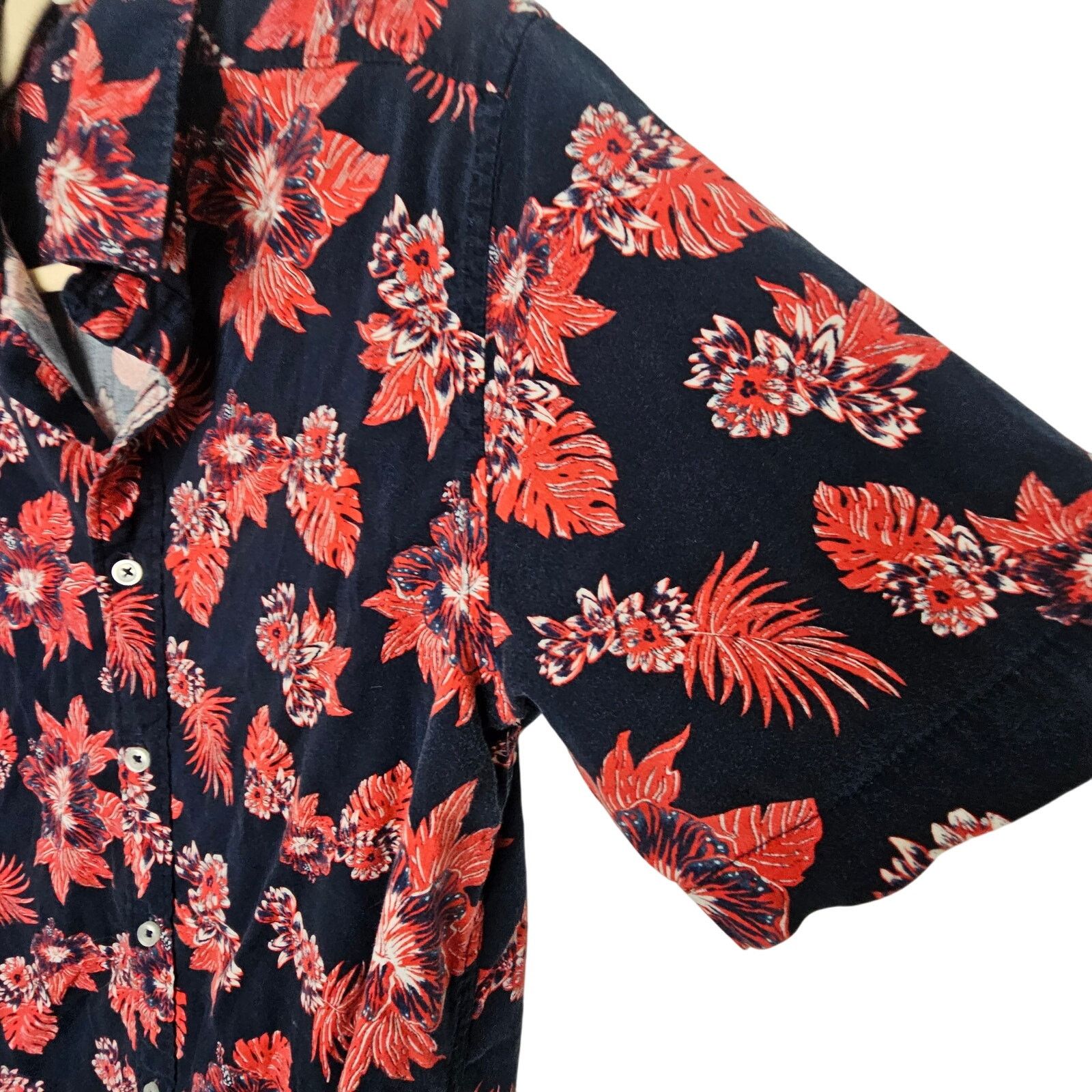 RVCA RVCA Mens Floral Button Front Shirt Size S Slim Fit Tropical Size US S / EU 44-46 / 1 - 4 Thumbnail