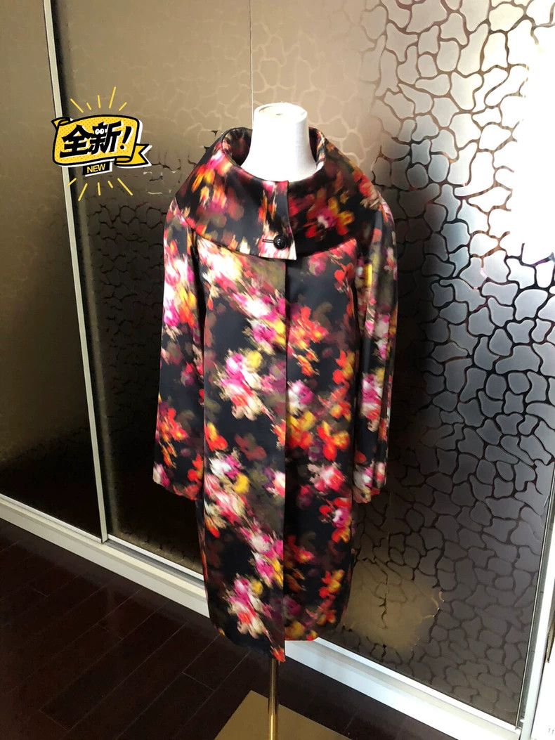 Versace Versace Full print trench coat Size M / US 6-8 / IT 42-44 - 2 Thumbnail