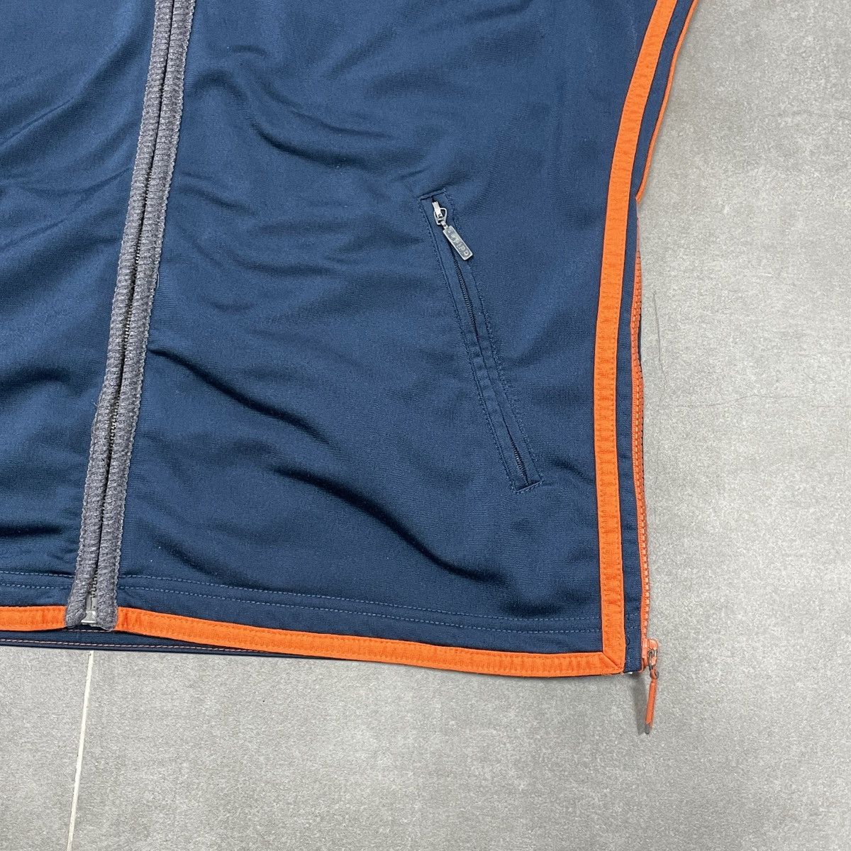 Adidas × Vintage Vintage Adidas Jacket Size M Size US M / EU 48-50 / 2 - 6 Thumbnail