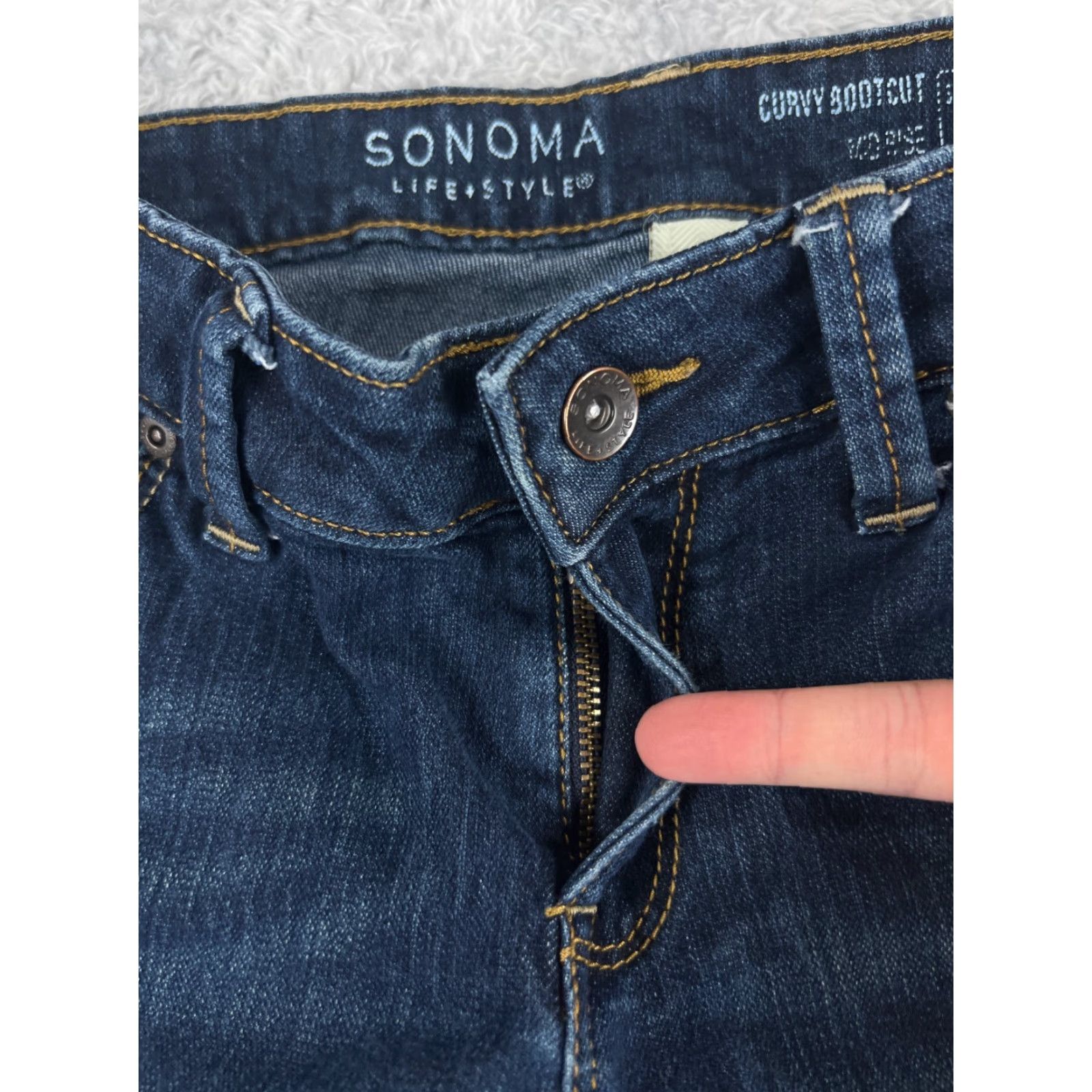 Vintage Sonoma Jeans Womens 4 Blue Denim Bootcut Low Rise Cotton Blend 28x32 Size 27" / US 4 / IT 40 - 5 Thumbnail