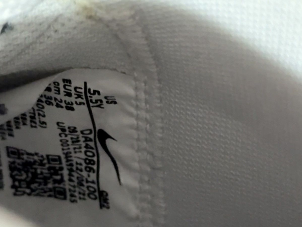 Nike × Other Nike Blazers (GS) Size US 5.5 / EU 38 - 6 Thumbnail