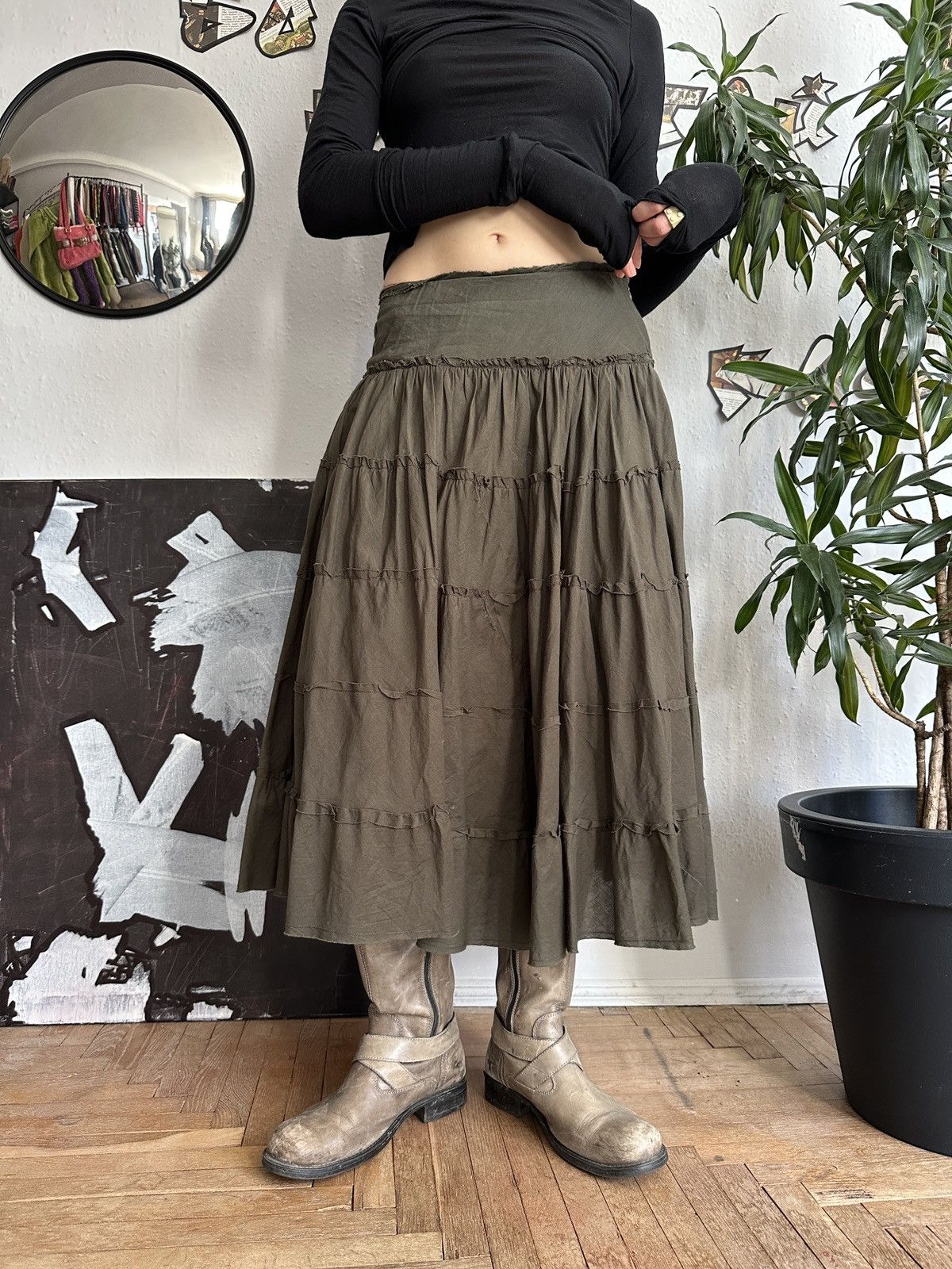 Seditionaries Vintage Boho Fairy Goblin Core Ruffle Khaki Skirt 00s Size 27" / US 4 / IT 40 - 4 Thumbnail