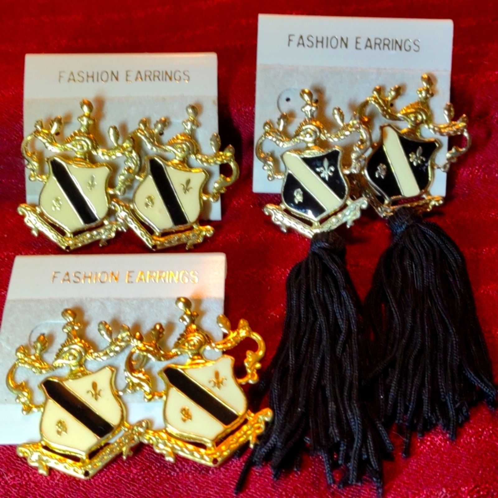 Vintage Beautiful gold/silver Crest symbol earrings~one with tassels Size ONE SIZE - 1 Thumbnail