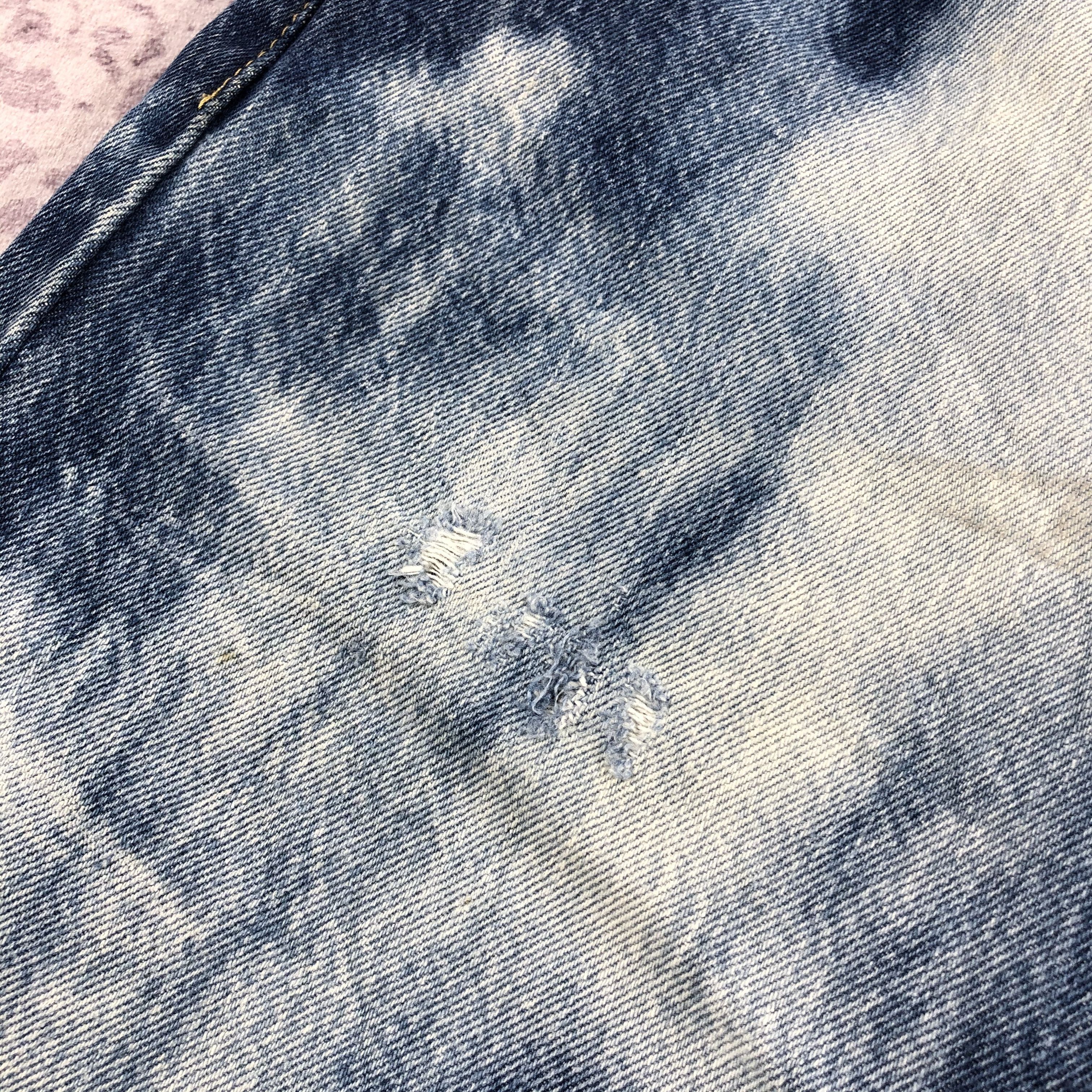 Levi's Vintage 90s Bleached Levis 501 Jeans-JM2415 Size US 31 - 11 Thumbnail