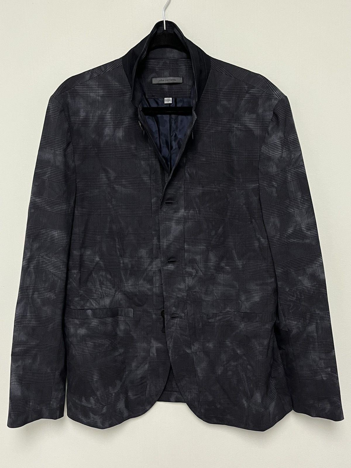 John Varvatos Camo Plaid Jacket. Size EU 50 USA 40. Size US M / EU 48-50 / 2 - 9 Thumbnail