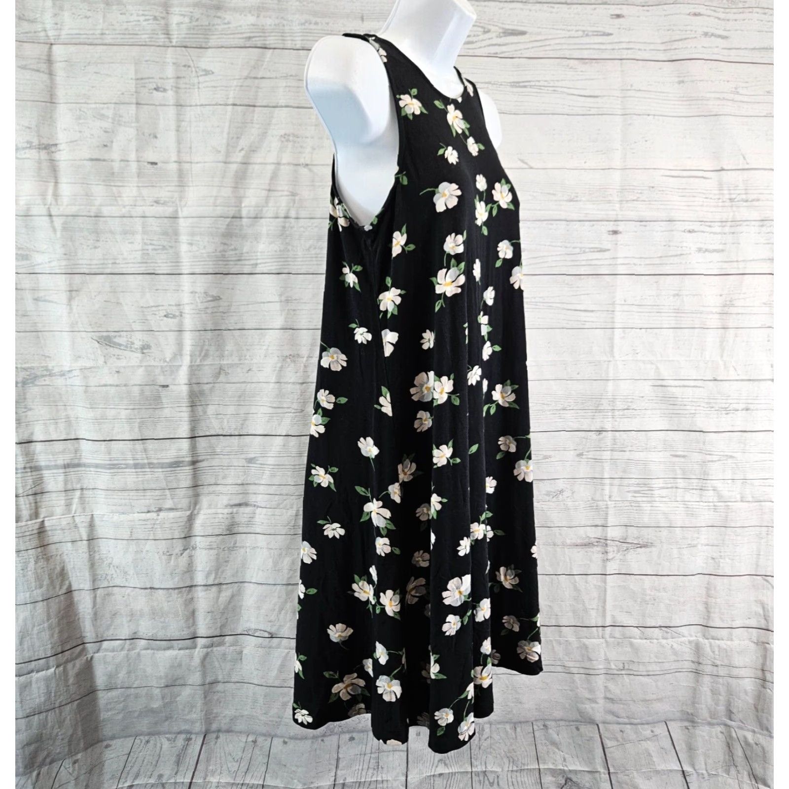 Old Navy Old Navy Womens Dress S Small Black Green Floral Sleeveless Rayon Blend Tank Dress Womens Size S / US 4 / IT 40 - 3 Thumbnail