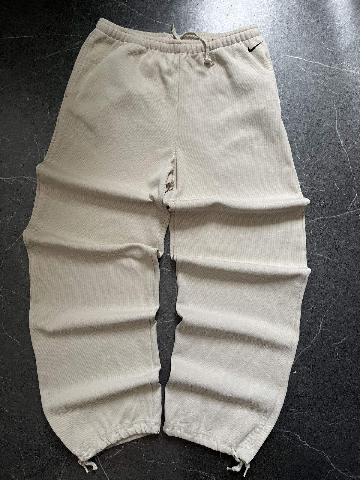 Nike Nike baggy sweatpants streetwear mens pants Size US 32 / EU 48 - 1 Thumbnail