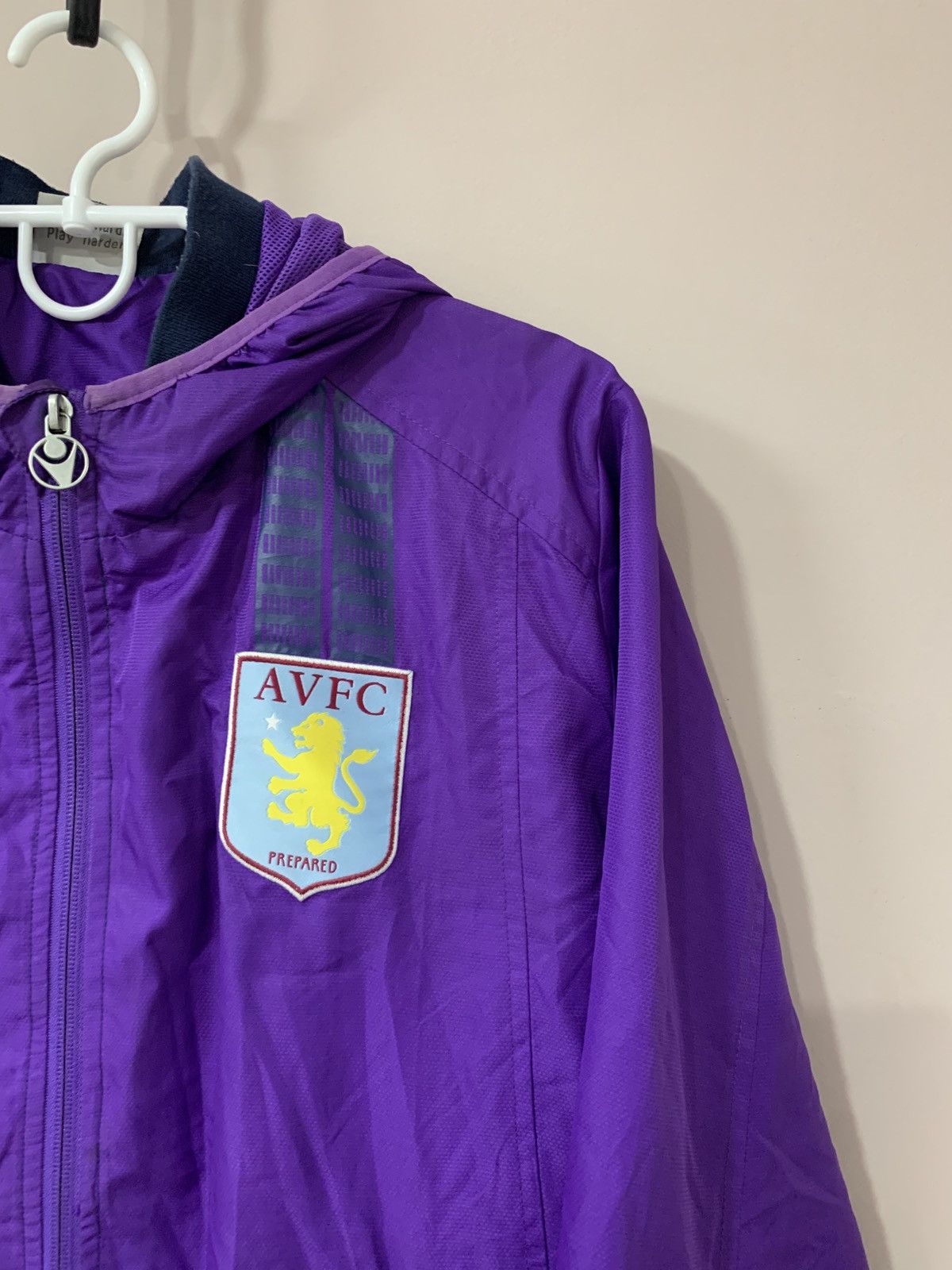 Macron Aston Villa Zip Football Jacket Macron Soccer Size M Size US M / EU 48-50 / 2 - 4 Thumbnail