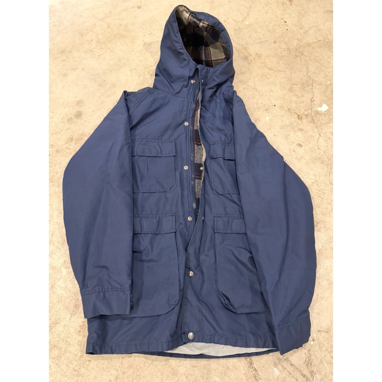 Vintage VINTAGE Woolrich Hooded Parka Jacket Ski Mens Size Medium Blue Gore Tex Mountain Lite Full Zip Hooded Ski Snowboard Outdoor Coat Size US M / EU 48-50 / 2 - 2 Thumbnail
