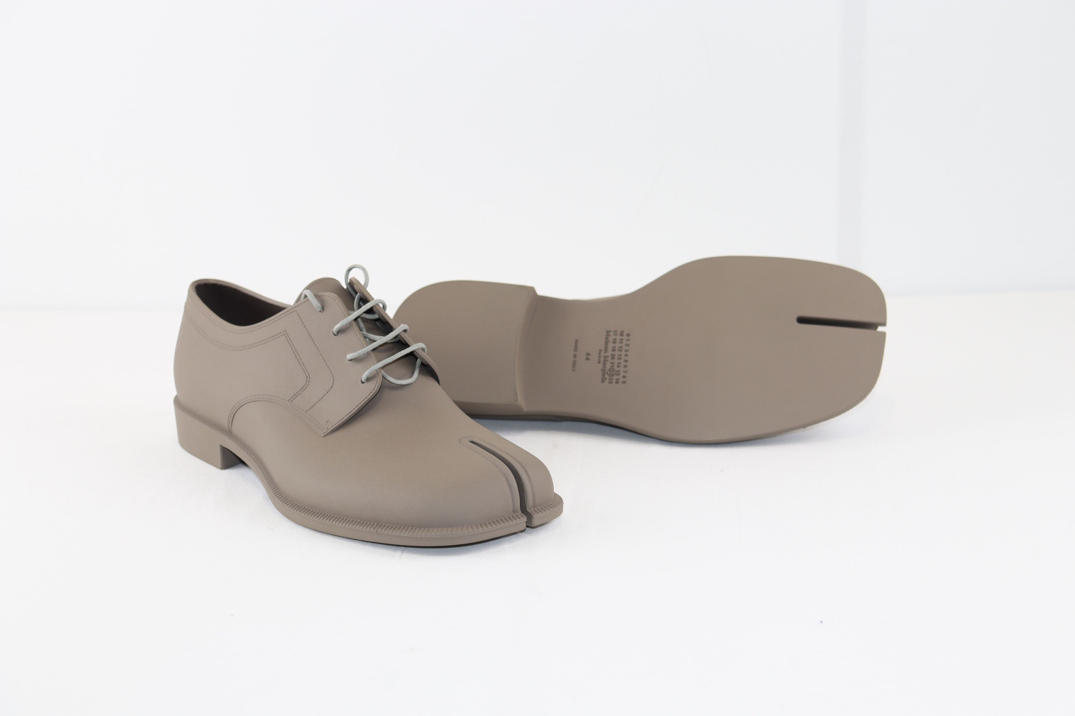 Maison Margiela o1rshd1 Tabi Derby Shoes in Grey Size US 8 / EU 41 - 8 Thumbnail