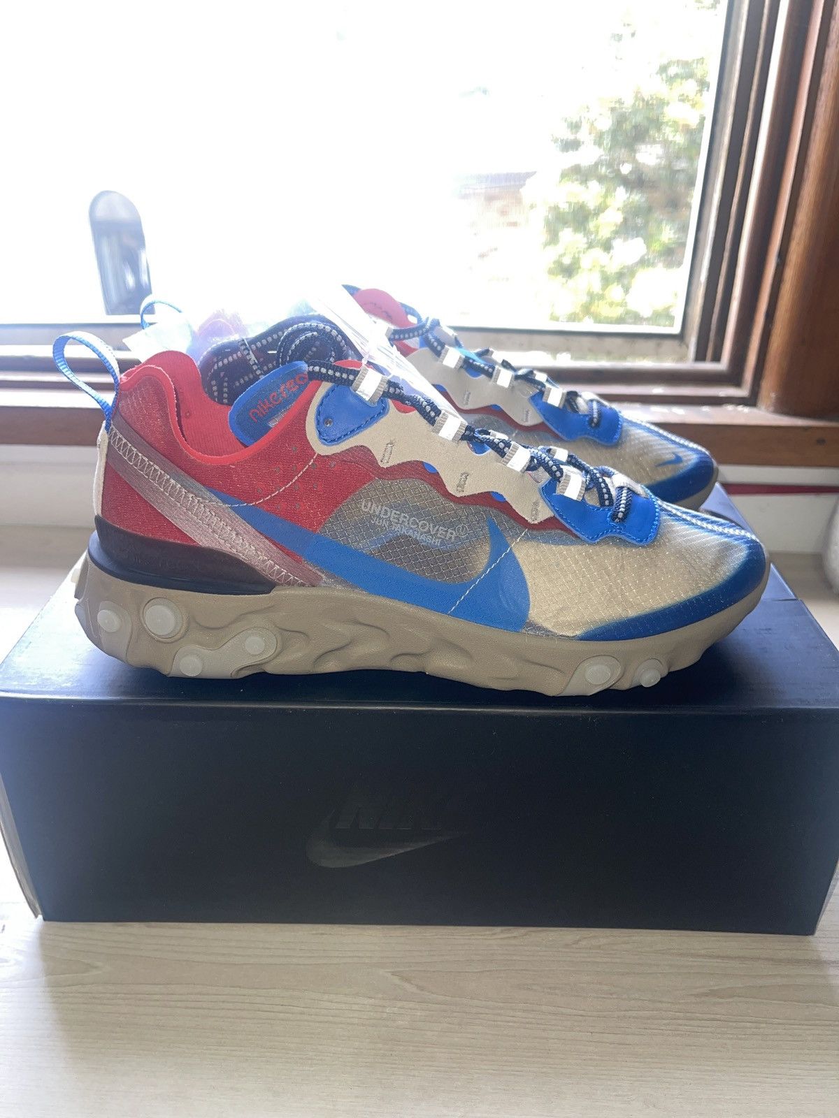 Nike × Undercover Nike React Element 87 Undecover Beige Chalk/Signal Blue US7 Size US 7 / EU 40 - 2 Thumbnail