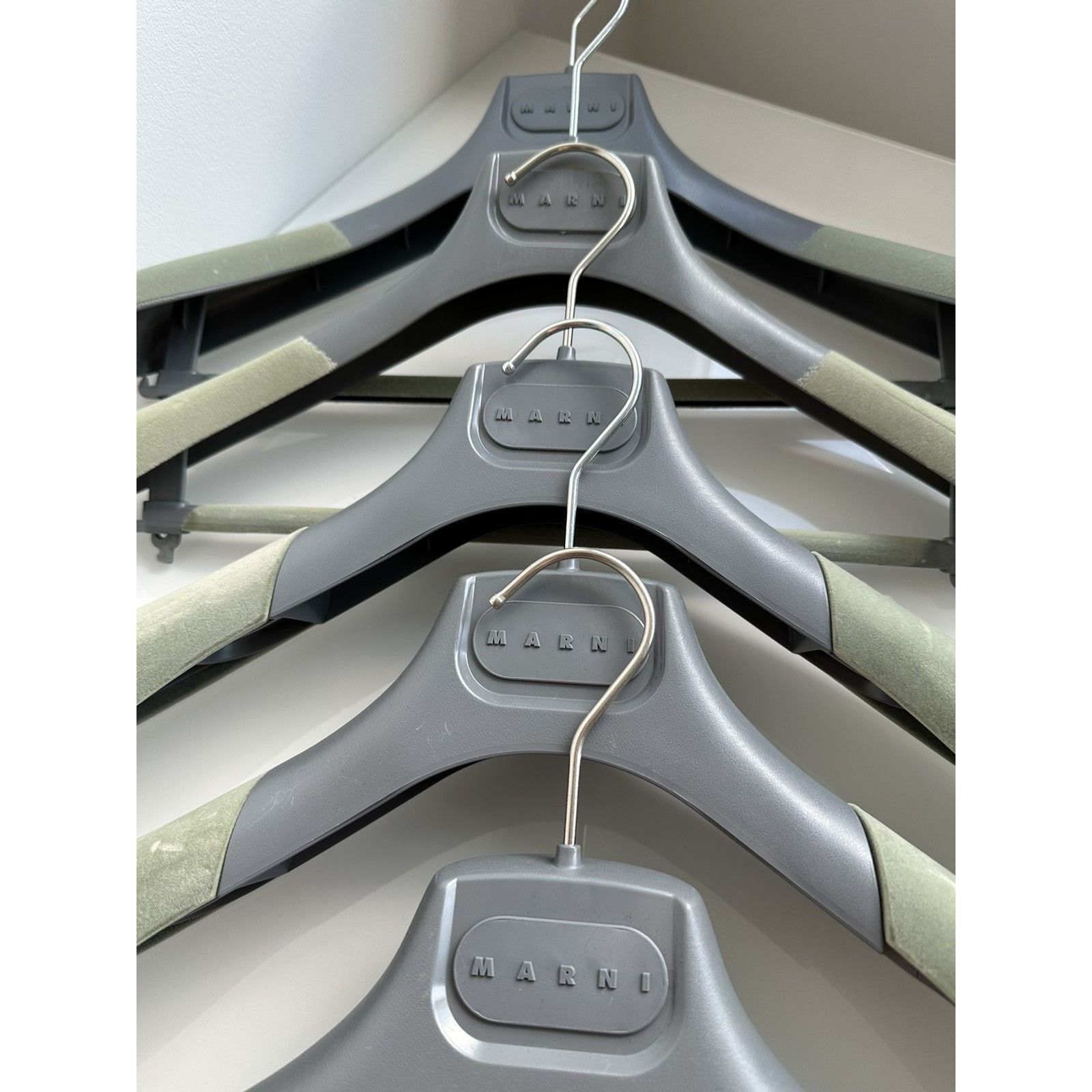 Marni Marni premium made in italy velour grey hangers Size ONE SIZE - 4 Thumbnail
