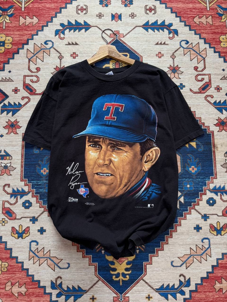 MLB Very Rare Vintage 90s MLB Texas Rangers Nolan Ryan Tshirt Size US XL / EU 56 / 4 - 1 Thumbnail