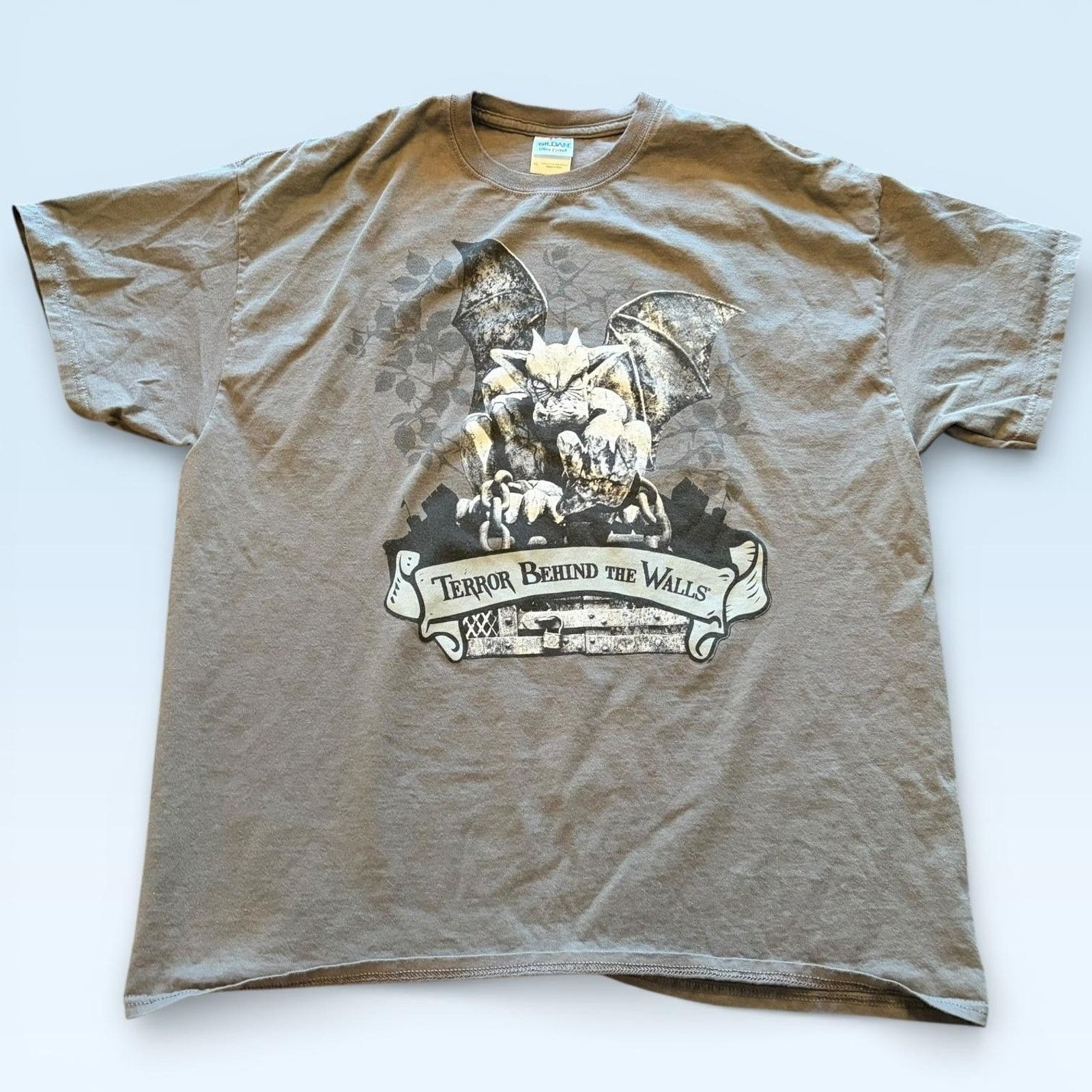Gildan Terror Behind The Walls Shirt Mens XL Gargoyle Philadelphia Size US XL / EU 56 / 4 - 1 Thumbnail