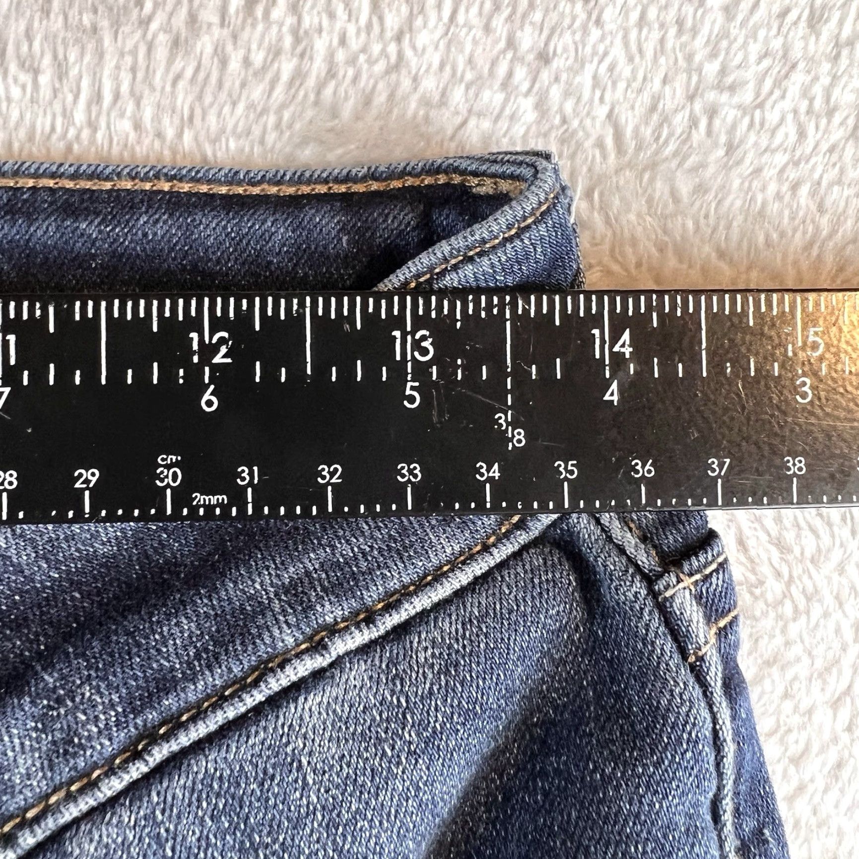 Lucky Brand Lucky Brand Lolita Boot Jeans Womens 4/27 Medium Dark Stretch Denim 5-Pocket Regular Blue Shoes? Size 27" / US 4 / IT 40 - 3 Thumbnail