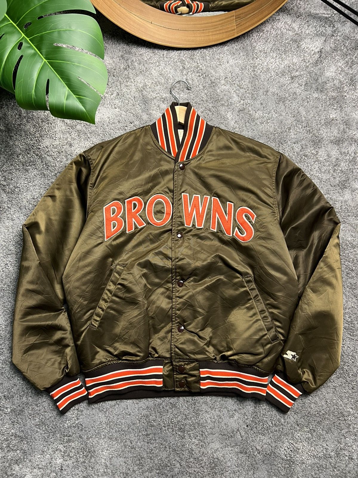 image of Nfl x Pro Line Vintage Starter Cleveland Browns Satin Jacket, Men's (Size Large)