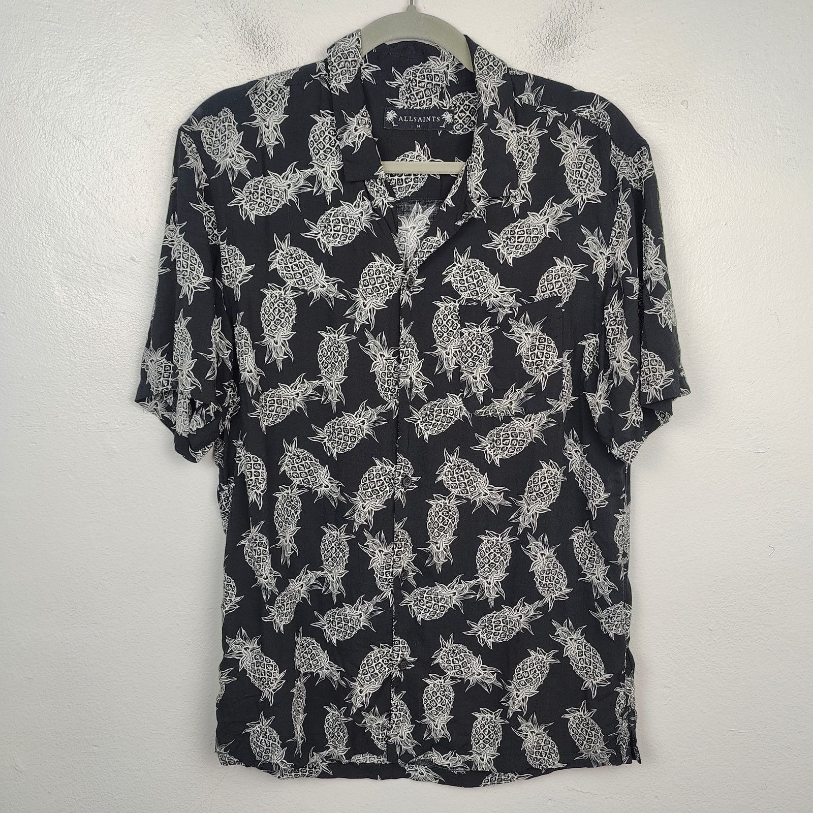 Allsaints AllSaints Firebase Pineapple Print Shirt Men Medium Black Size US M / EU 48-50 / 2 - 1 Thumbnail