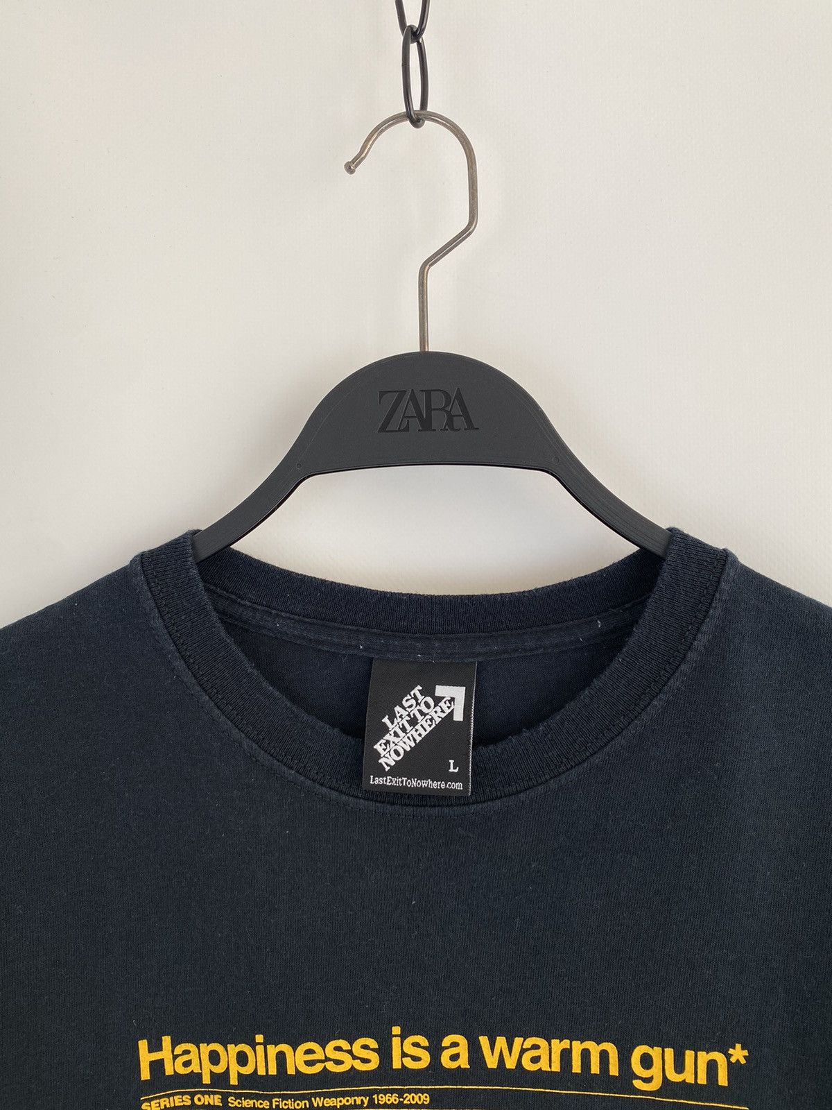 Other 2011 LETN Happiness Is A Warm Gun Sci-Fi Quote Graphic Tee Size US L / EU 52-54 / 3 - 2 Thumbnail