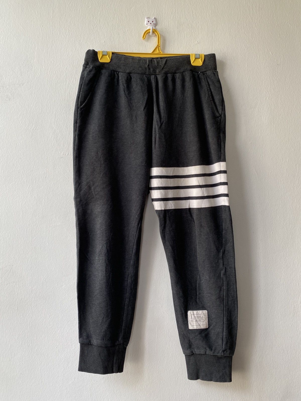 image of Thom Browne Jogger Pant in Grey, Men's (Size 28)