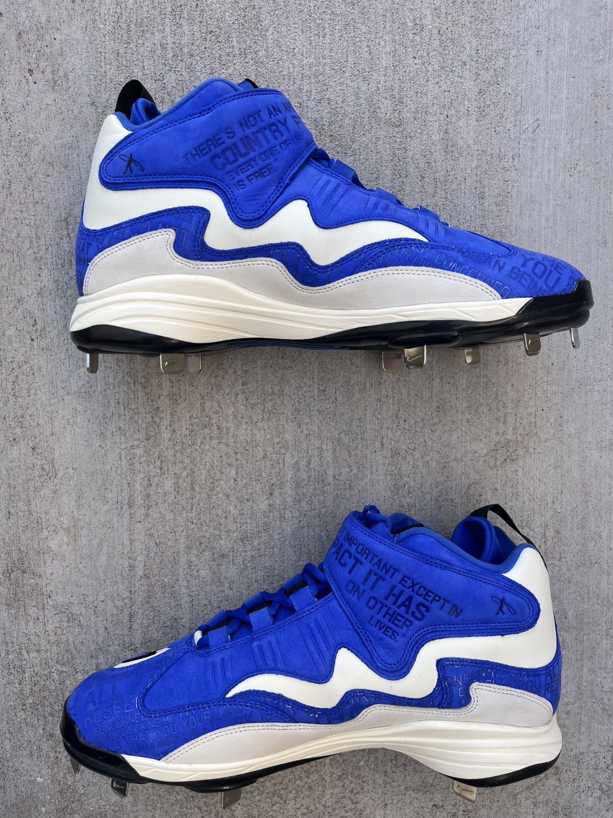 Nike Nike Air Max Griffey 1 Baseball Cleats (DC9980-100) Men’s 11 Size US 11 / EU 44 - 3 Thumbnail