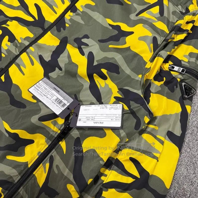 Prada Prada Camo Print Nylon Jacket for Men. Size US L / EU 52-54 / 3 - 3 Thumbnail