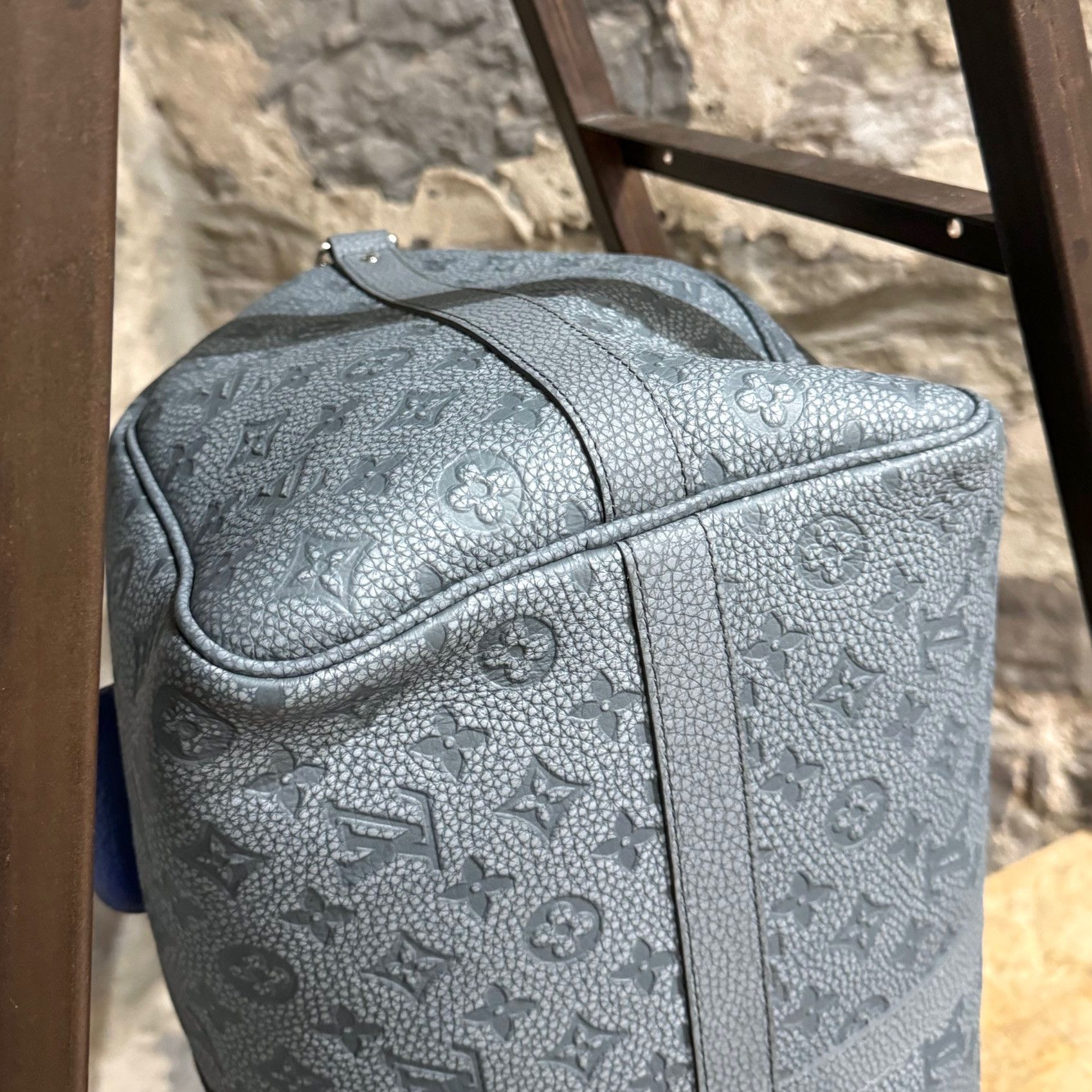 Louis Vuitton Louis Vuitton FW22 Grey Taurillon Climbing Keepall 55 Size ONE SIZE - 11 Thumbnail