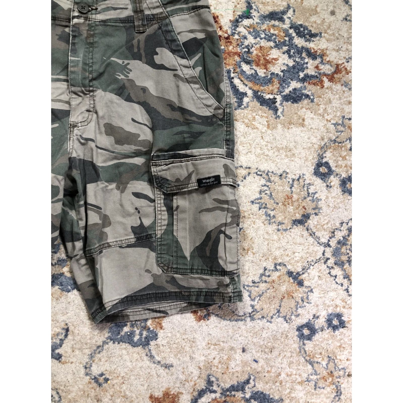 Wrangler Wrangler Cargo Shorts Mens 34 Green Camo Stretch Pockets Outdoor 11 Inseam Size US 34 / EU 50 - 5 Thumbnail